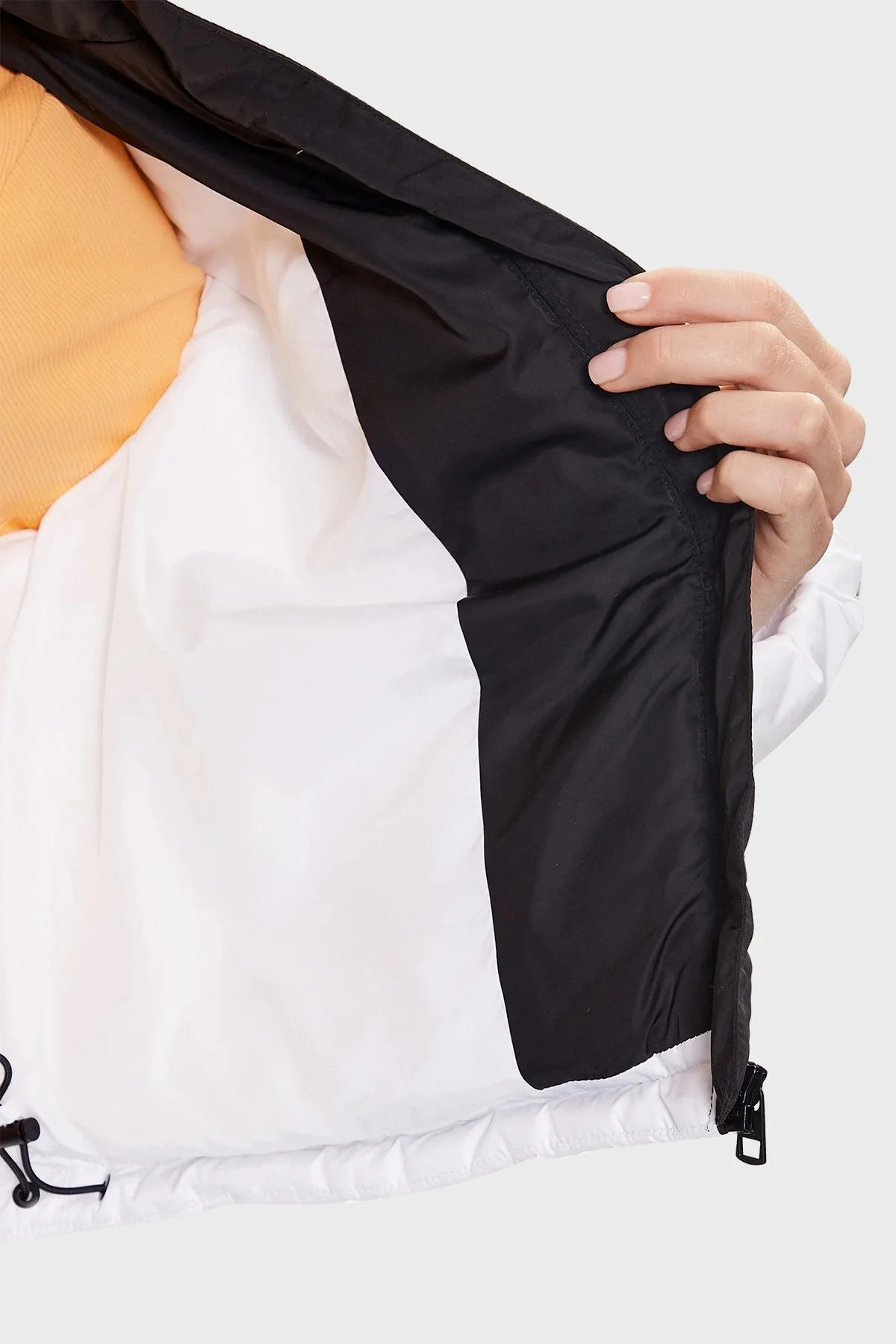 Calvin Klein Logolu Fermuarlı Şişme J20J221379YAF Bayan Mont J20J221379 YAF BEYAZ - 6