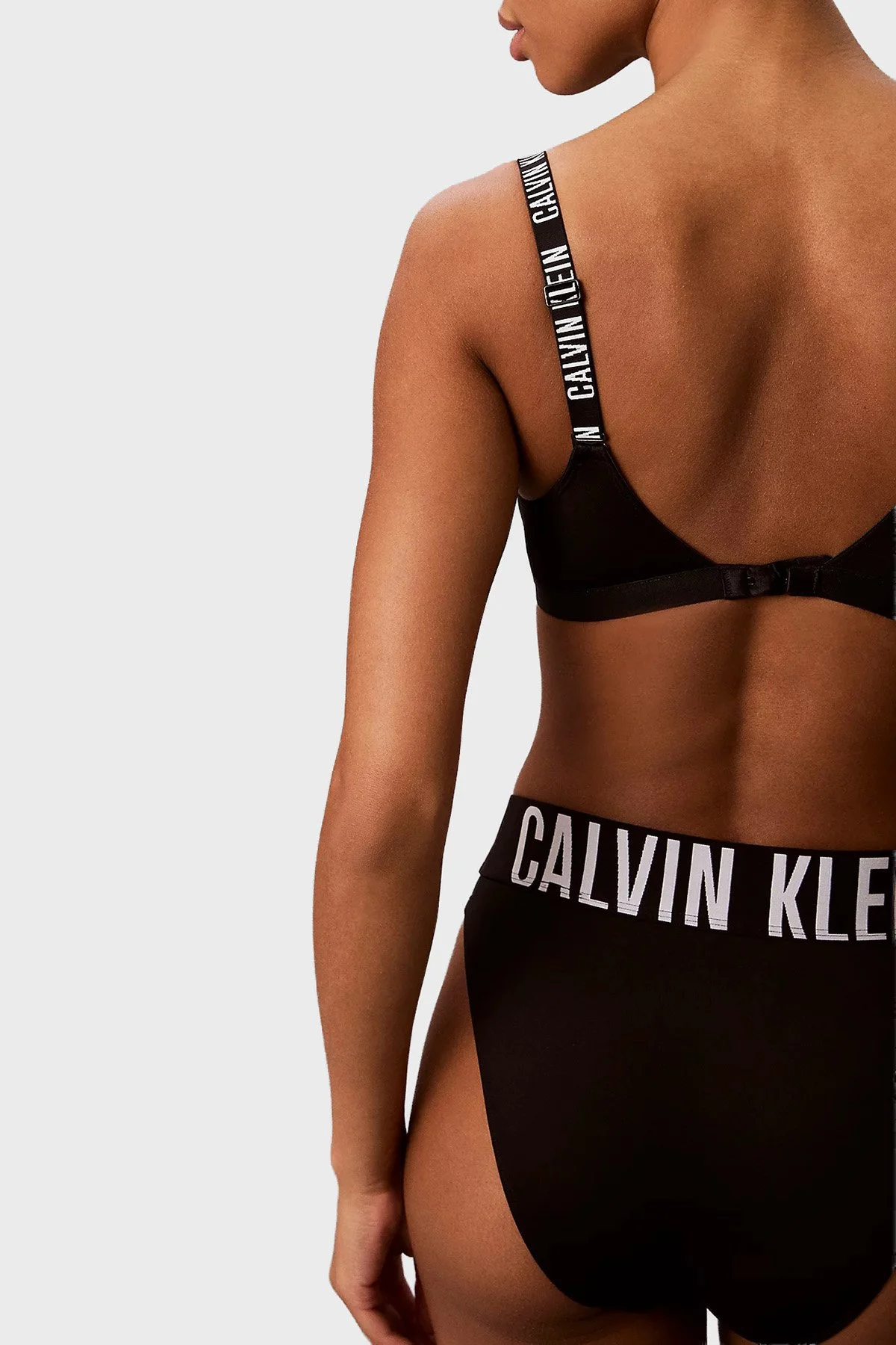 Calvin Klein Logolu Hafif Dolgulu LV00QF8754UB1 Kadın Sütyen LV00QF8754 UB1 SİYAH - 3