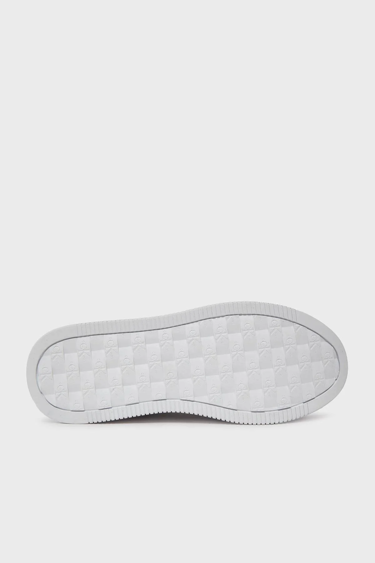 Calvin Klein Logolu Hakiki Deri Platform Topuk Sneaker YW0YW0145701V Bayan Ayakkabı YW0YW01457 01V BEYAZ-GÜMÜŞ - 4