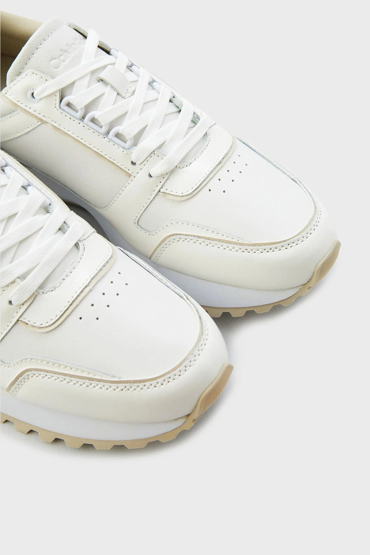 Calvin Klein Logolu Hakiki Deri Sneaker Erkek Ayakkabı HM0HM00996 0K6 BEYAZ - 3
