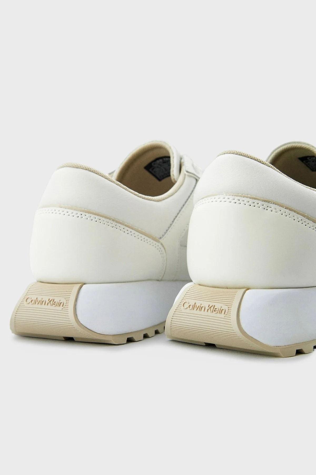 Calvin Klein Logolu Hakiki Deri Sneaker Erkek Ayakkabı HM0HM00996 0K6 BEYAZ - 4