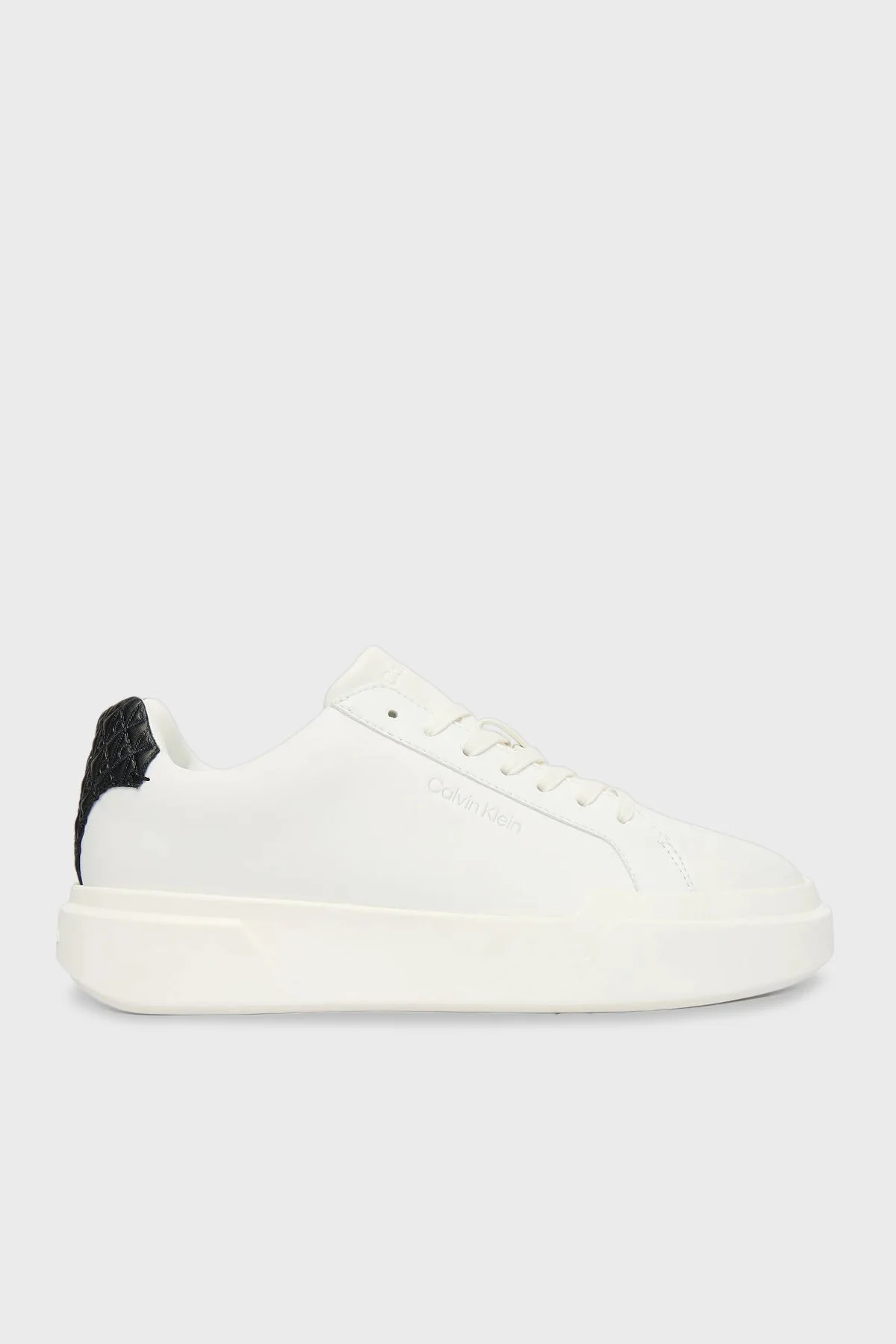 Calvin Klein Logolu Hakiki Deri Sneaker YW0YW0203601W Bayan Ayakkabı YW0YW02036 01W BEYAZ - 1