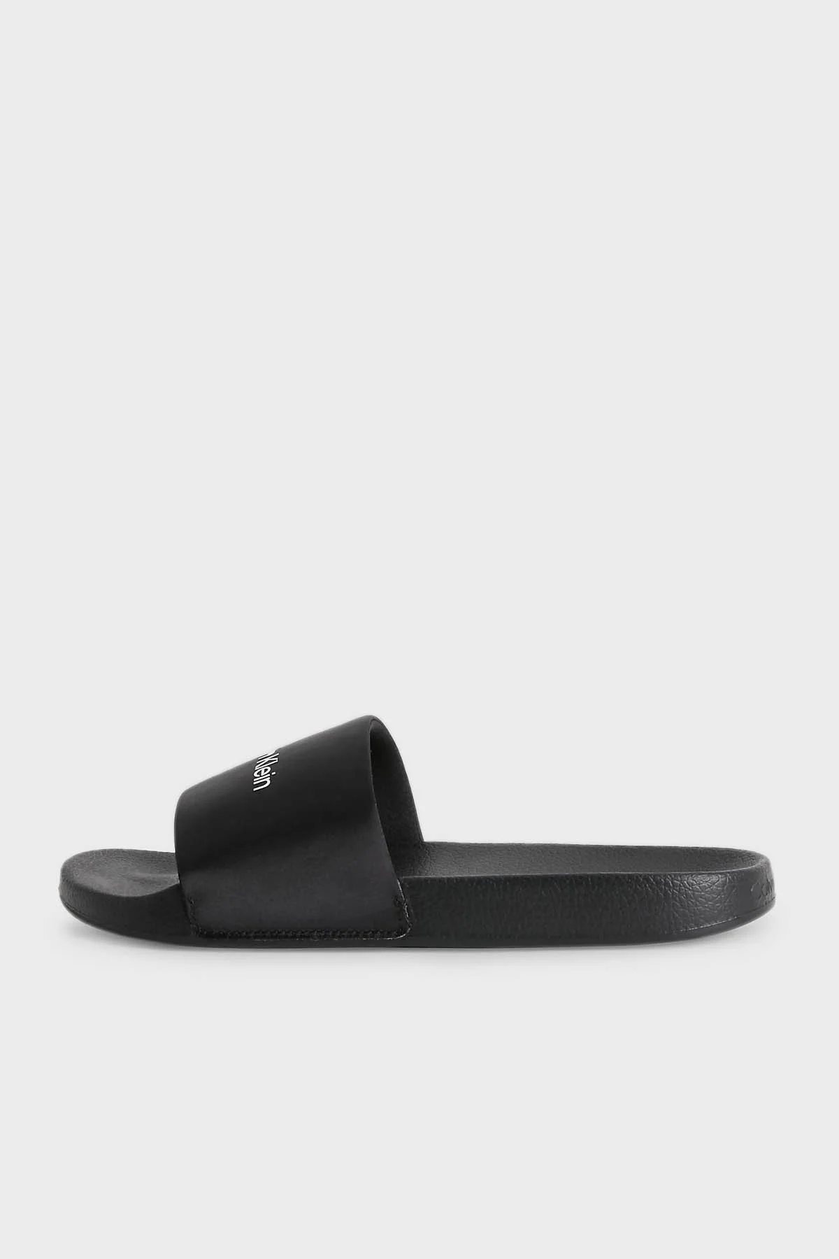 Calvin Klein Logolu HW0HW015080GM Bayan Terlik HW0HW01508 0GM SİYAH - 2