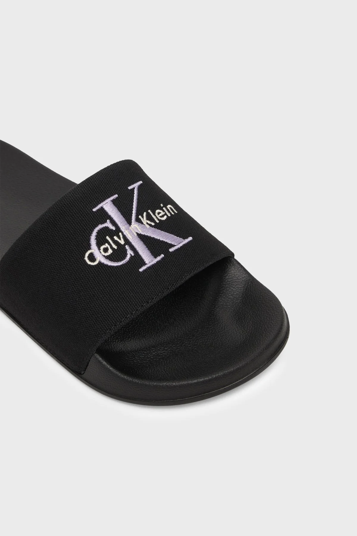 Calvin Klein Logolu HW0HW0295806U Bayan Terlik HW0HW02958 06U SİYAH - 4
