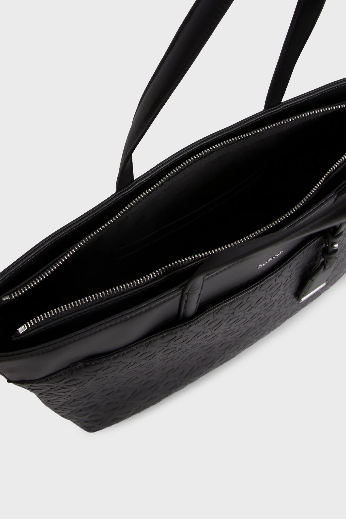 Calvin Klein Logolu İç Cepli K60K610924BAX Bayan Çanta K60K610924 BAX SİYAH - 4