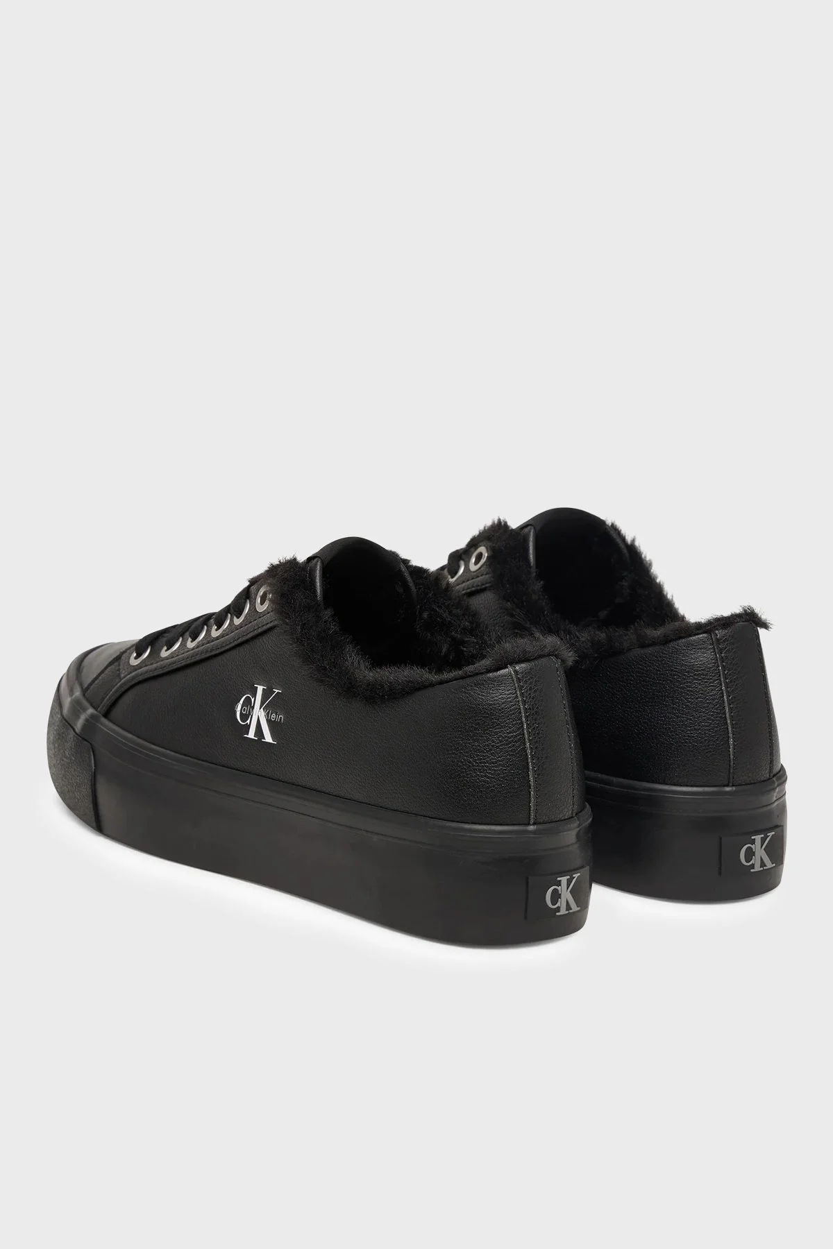 Calvin Klein Logolu İçi Kürklü Deri Sneaker HW0HW032350GJ Kadın Ayakkabı HW0HW03235 0GJ Siyah - 4