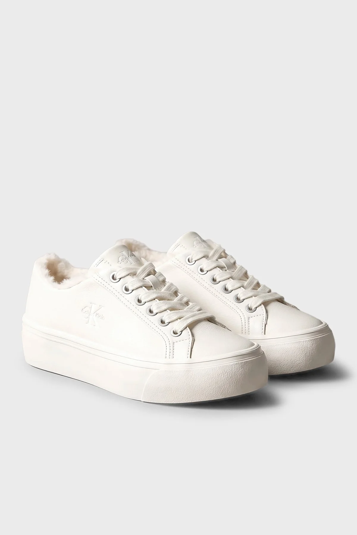 Calvin Klein Logolu İçi Kürklü Deri Sneaker HW0HW03235YBJ Kadın Ayakkabı HW0HW03235 YBJ Krem - 2