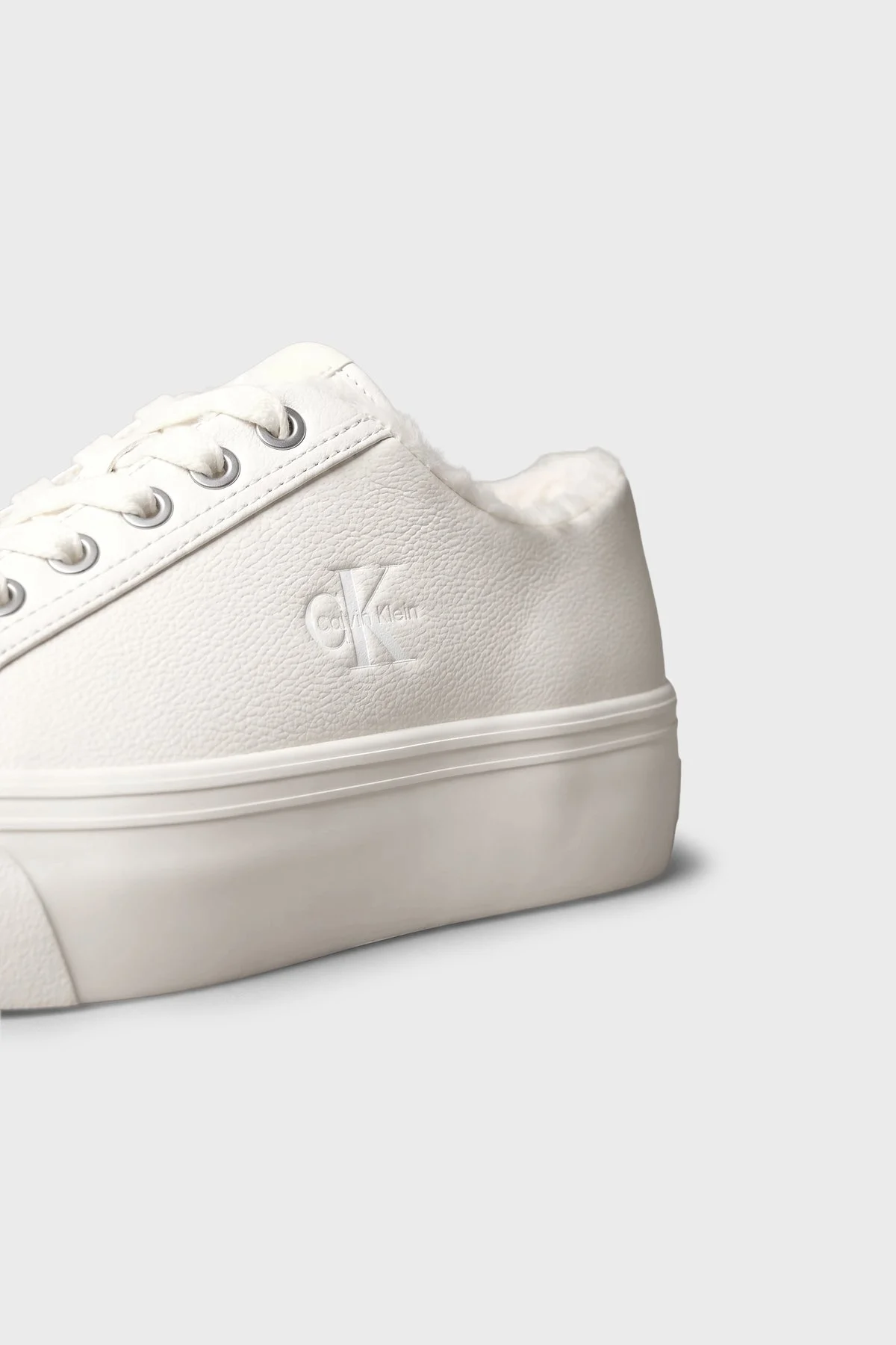 Calvin Klein Logolu İçi Kürklü Deri Sneaker HW0HW03235YBJ Kadın Ayakkabı HW0HW03235 YBJ Krem - 7