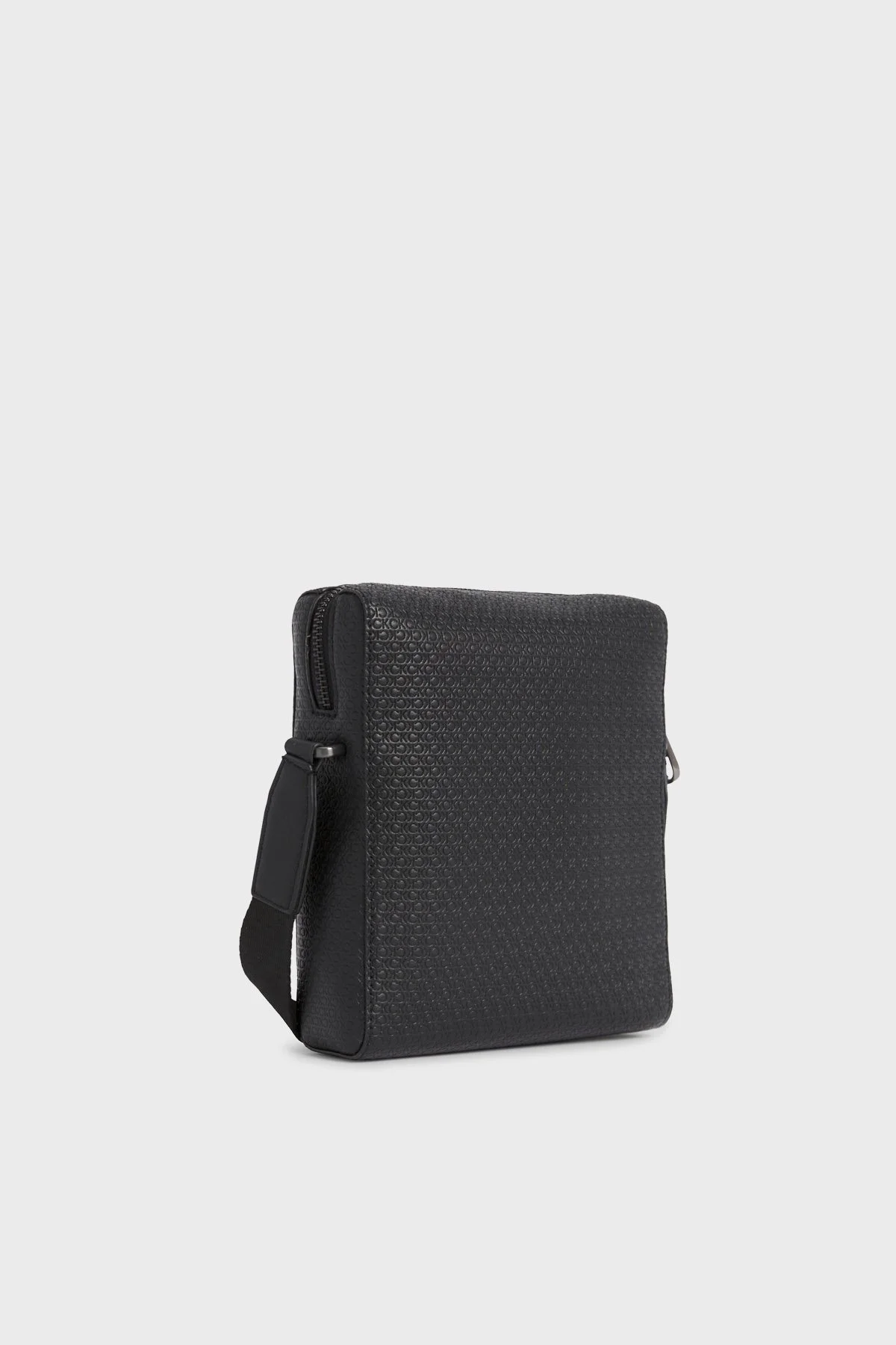Calvin Klein Logolu K50K510809BAX Erkek Çanta K50K510809 BAX SİYAH - 3