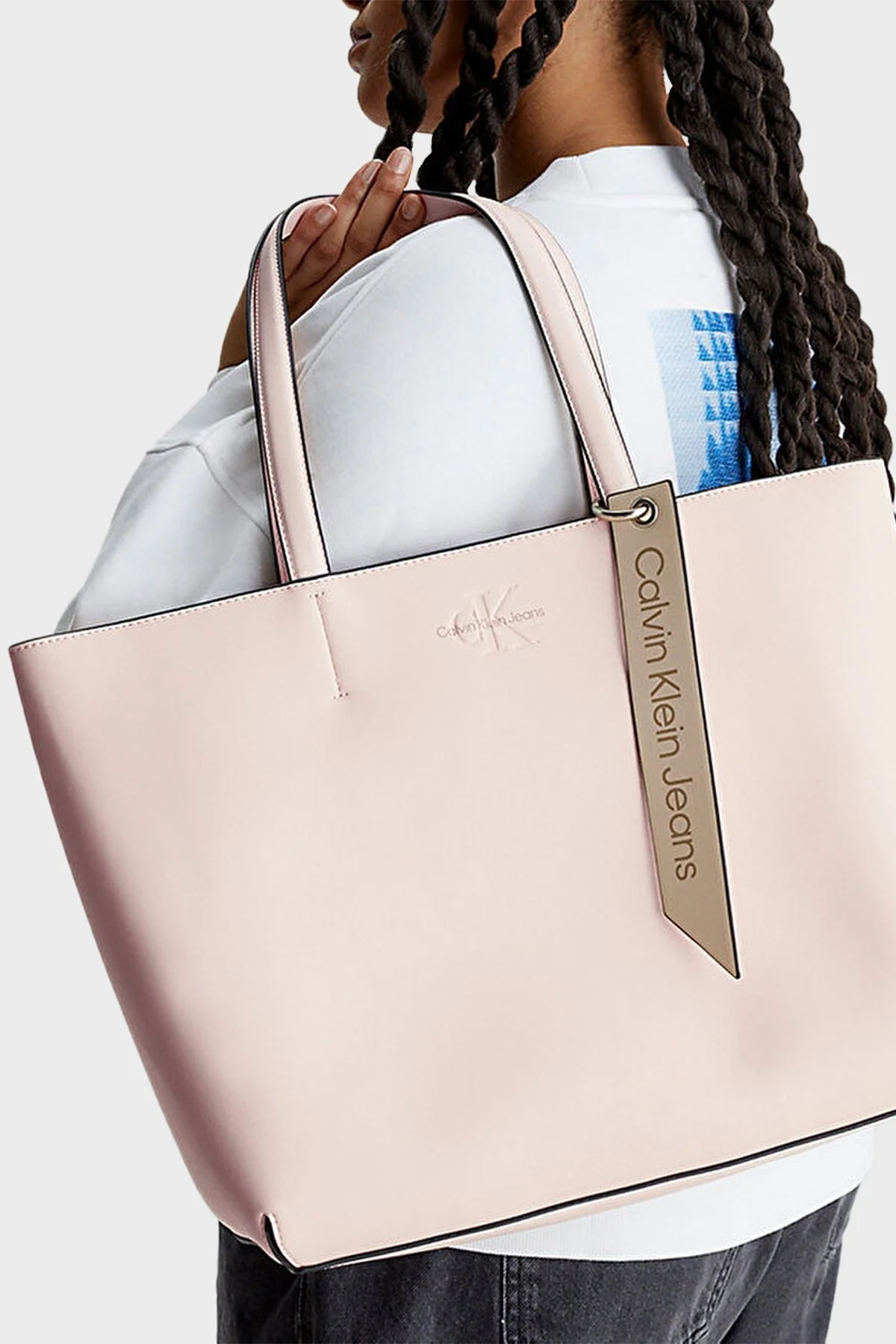 Calvin Klein Logolu K60K610553TGE Bayan Çanta K60K610553 TGE BEJ - 2