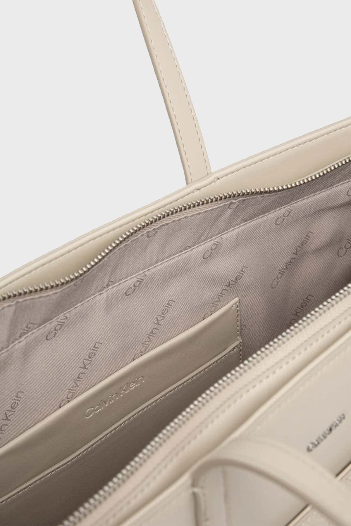 Calvin Klein Logolu K60K610924PEA Bayan Çanta K60K610924 PEA BEJ - 5