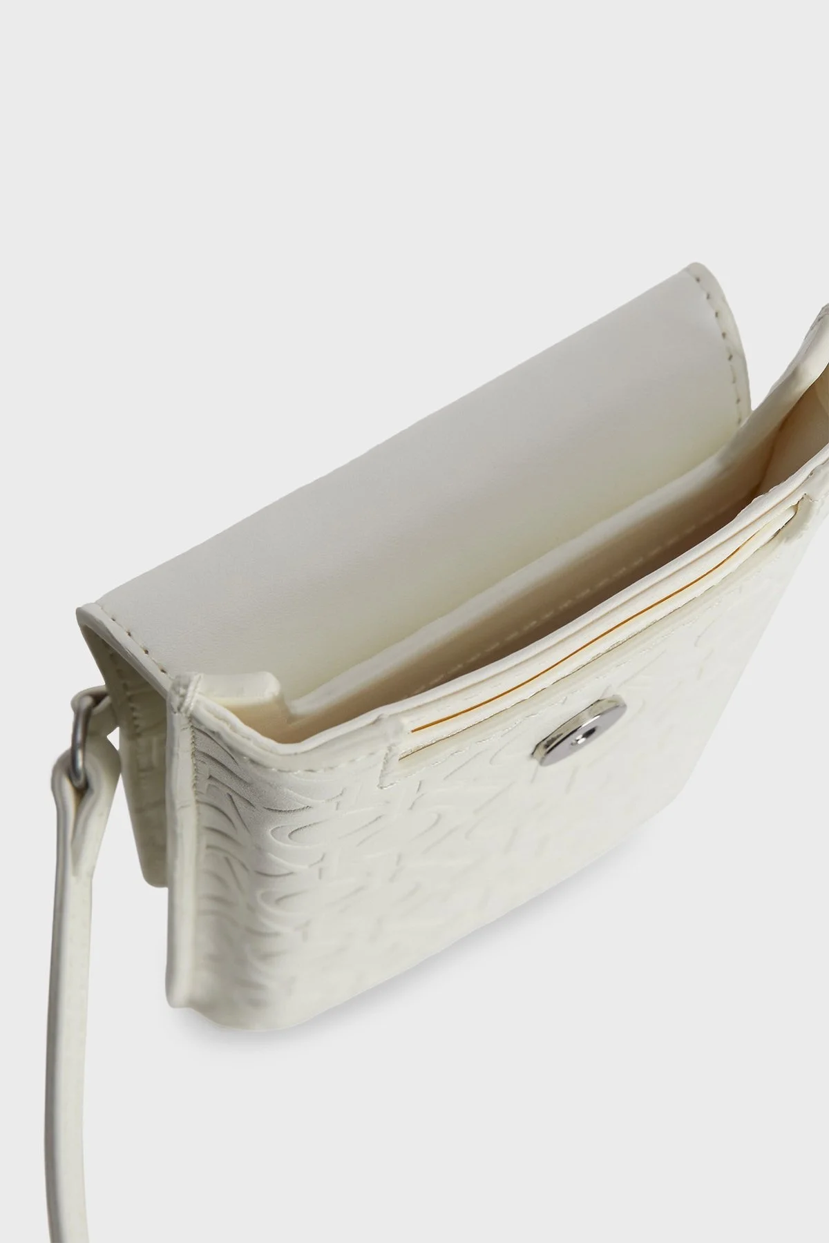 Calvin Klein Logolu K60K6109470K4 Bayan Telefon Çantası K60K610947 0K4 BEYAZ - 5