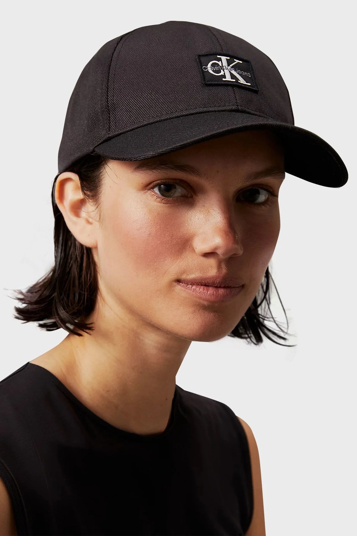 Calvin Klein Logolu K60K61238101I Bayan Şapka K60K612381 01I SİYAH - 2