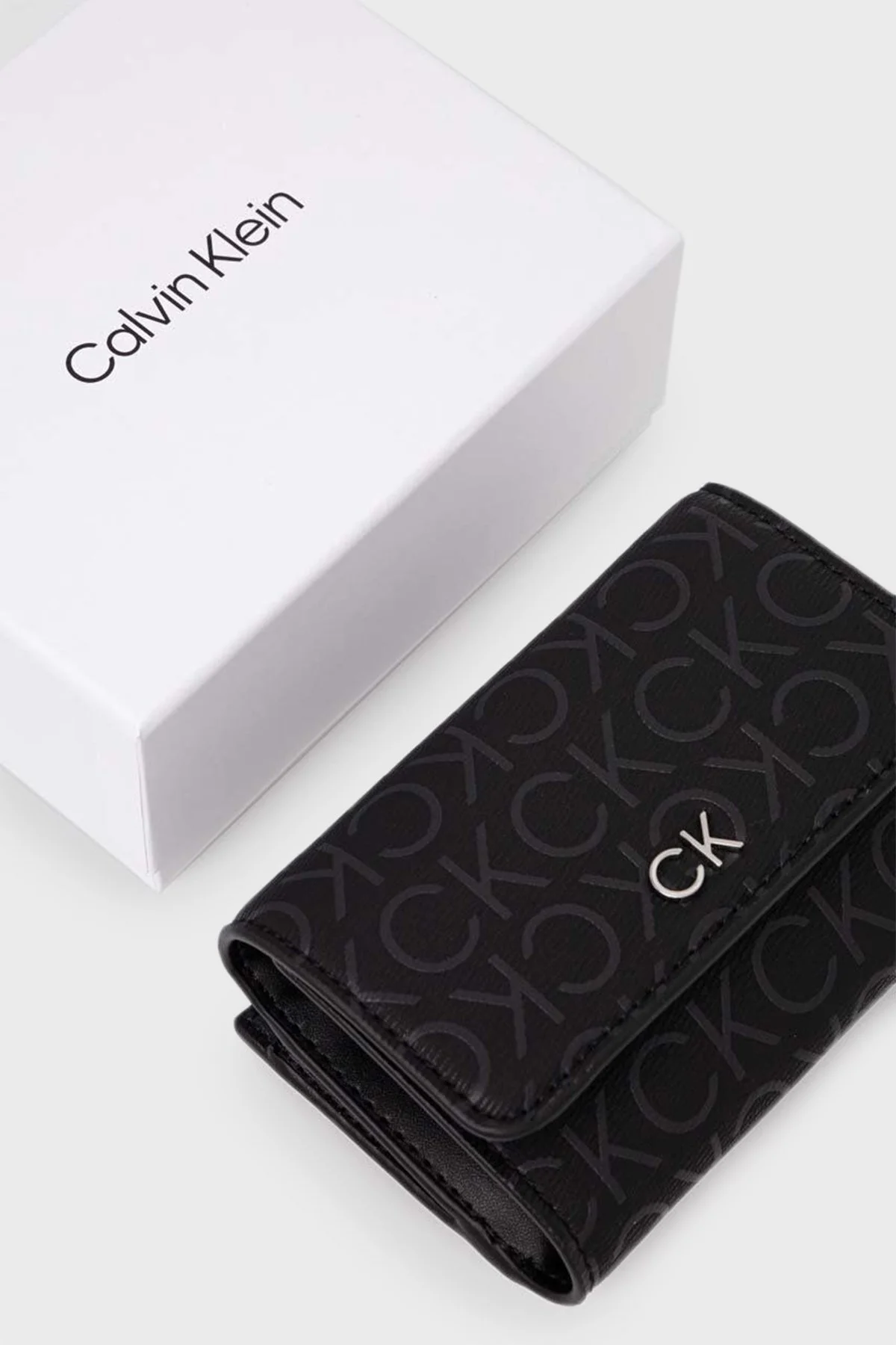 Calvin Klein Logolu K60K6126370GJ Bayan Cüzdan K60K612637 0GJ SİYAH - 4