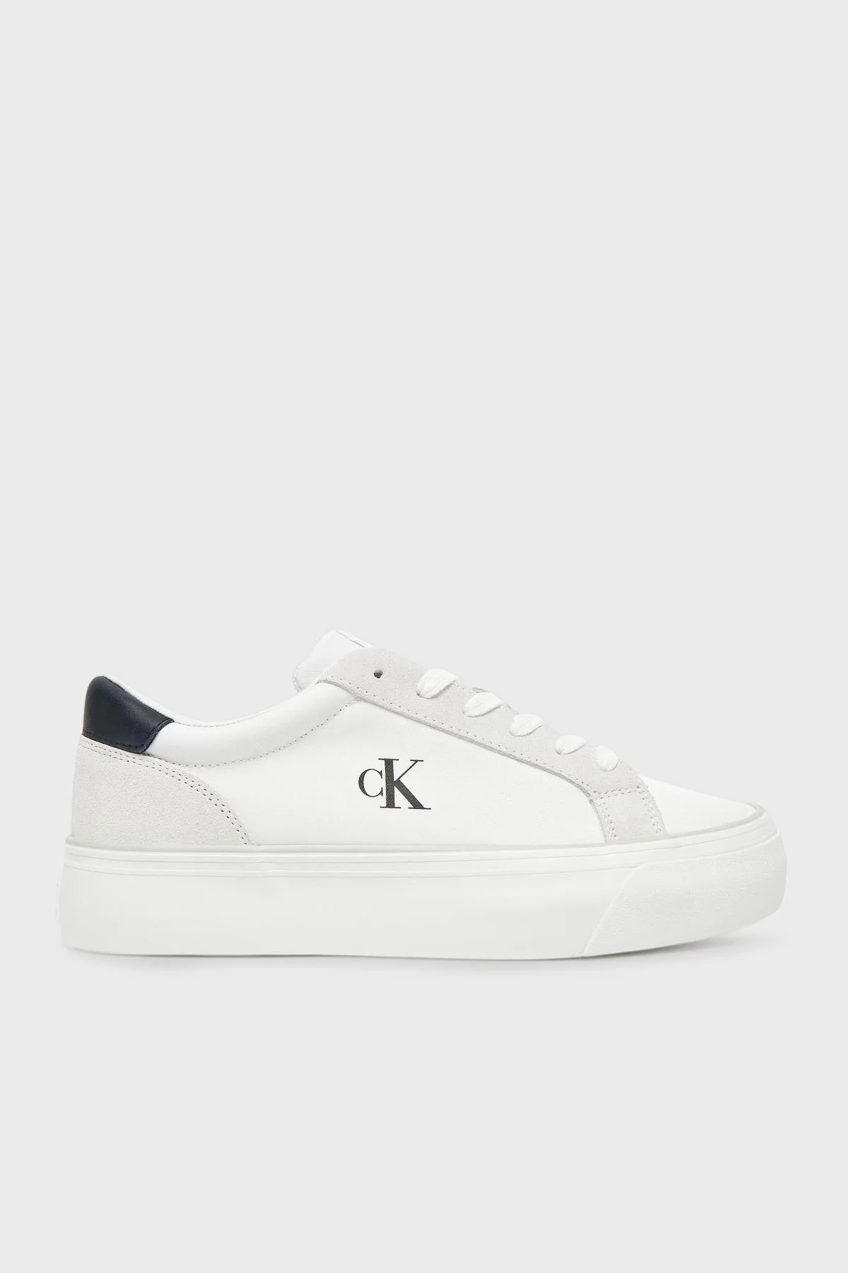 Calvin Klein Logolu Kalın Taban Sneaker YW0YW0189601W Bayan Ayakkabı YW0YW01896 01W BEYAZ-SİYAH - 1