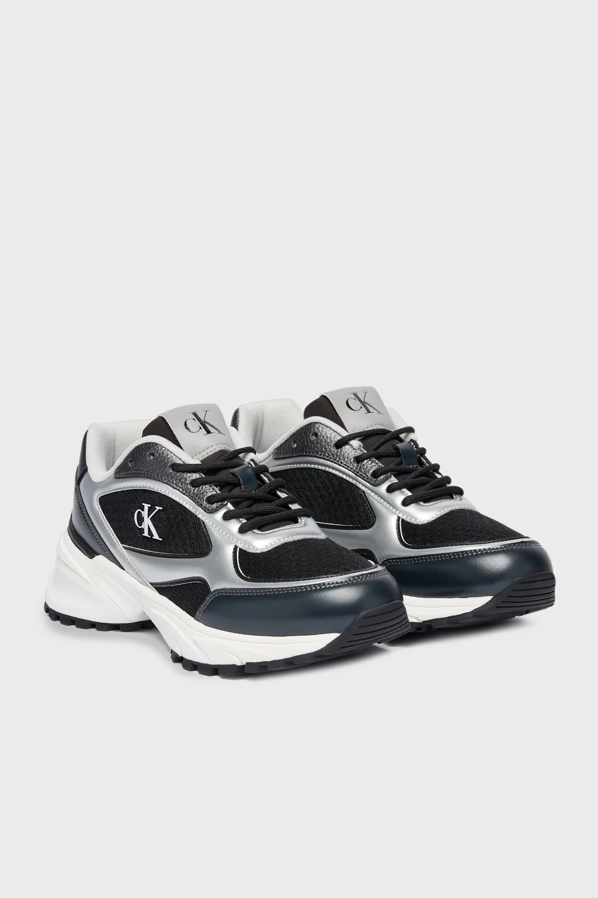 Calvin Klein Logolu Kalın Taban Sneaker YW0YW0206301L Bayan Ayakkabı YW0YW02063 01L SİYAH-GÜMÜŞ - 2