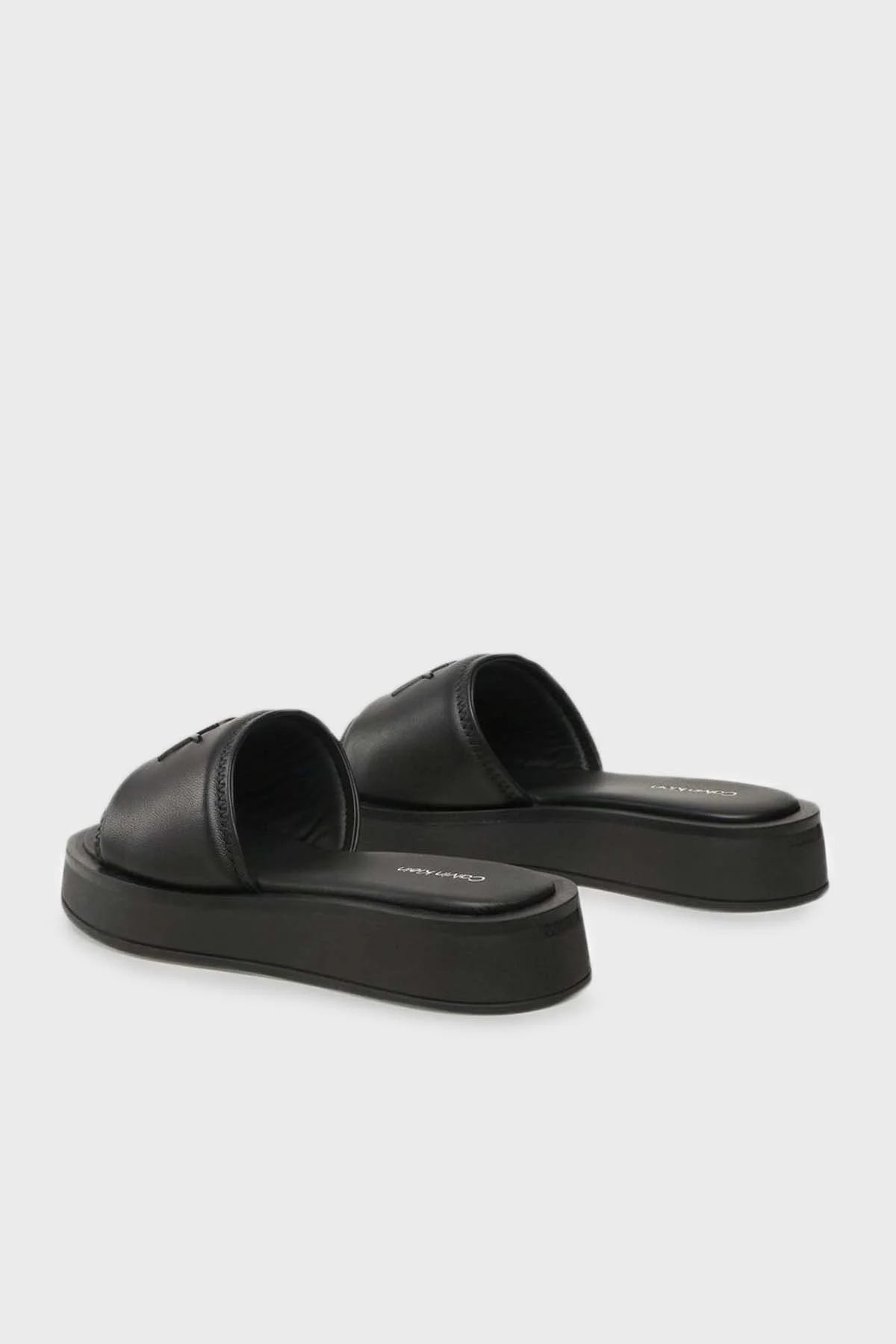 Calvin Klein Logolu Kalın Tabanlı Deri HW0HW01487BEH Bayan Terlik HW0HW01487 BEH SİYAH - 2