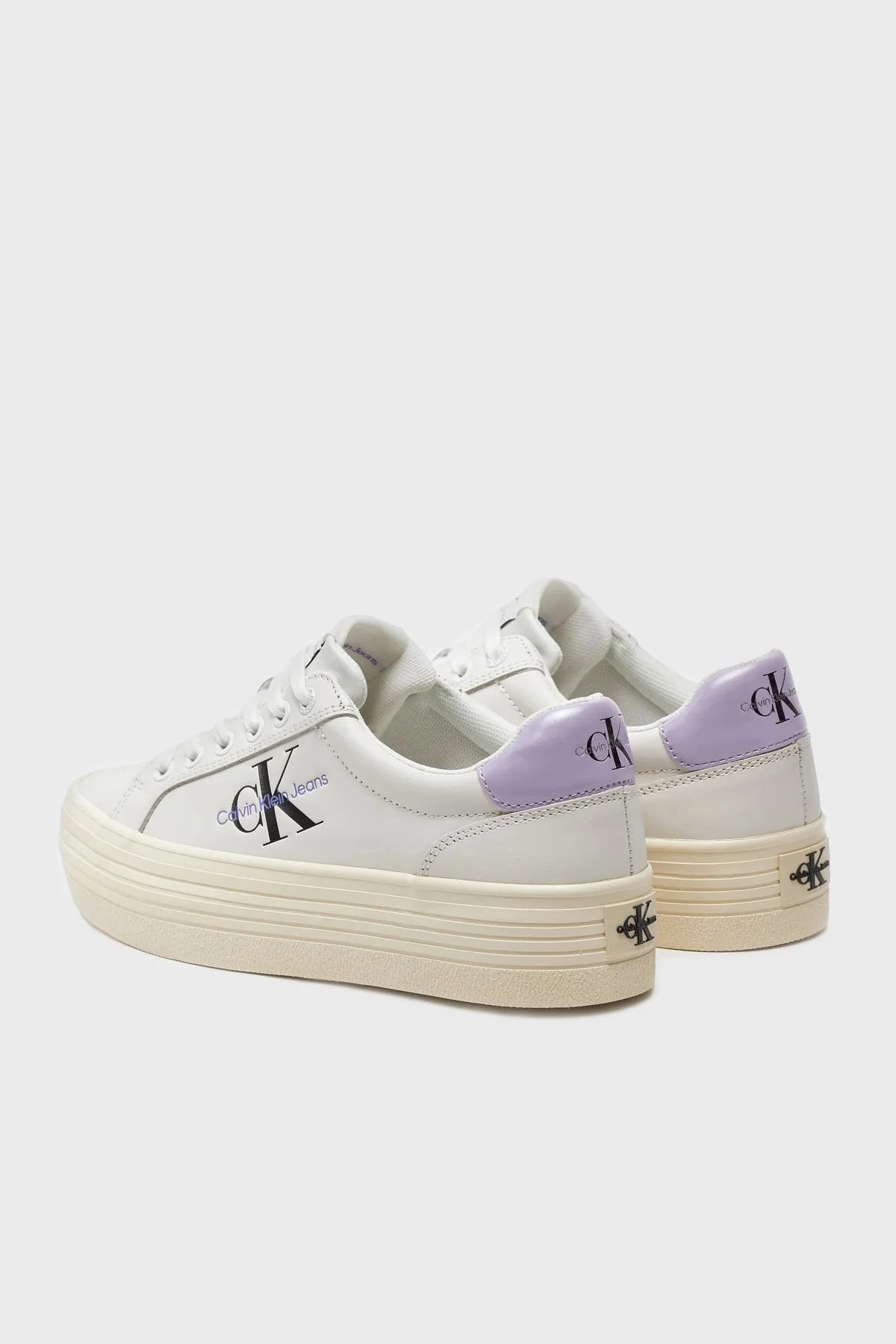 Calvin Klein Logolu Kalın Tabanlı Deri Sneaker YW0YW014740LB Bayan Ayakkabı YW0YW01474 0LB Krem-Lila - 3