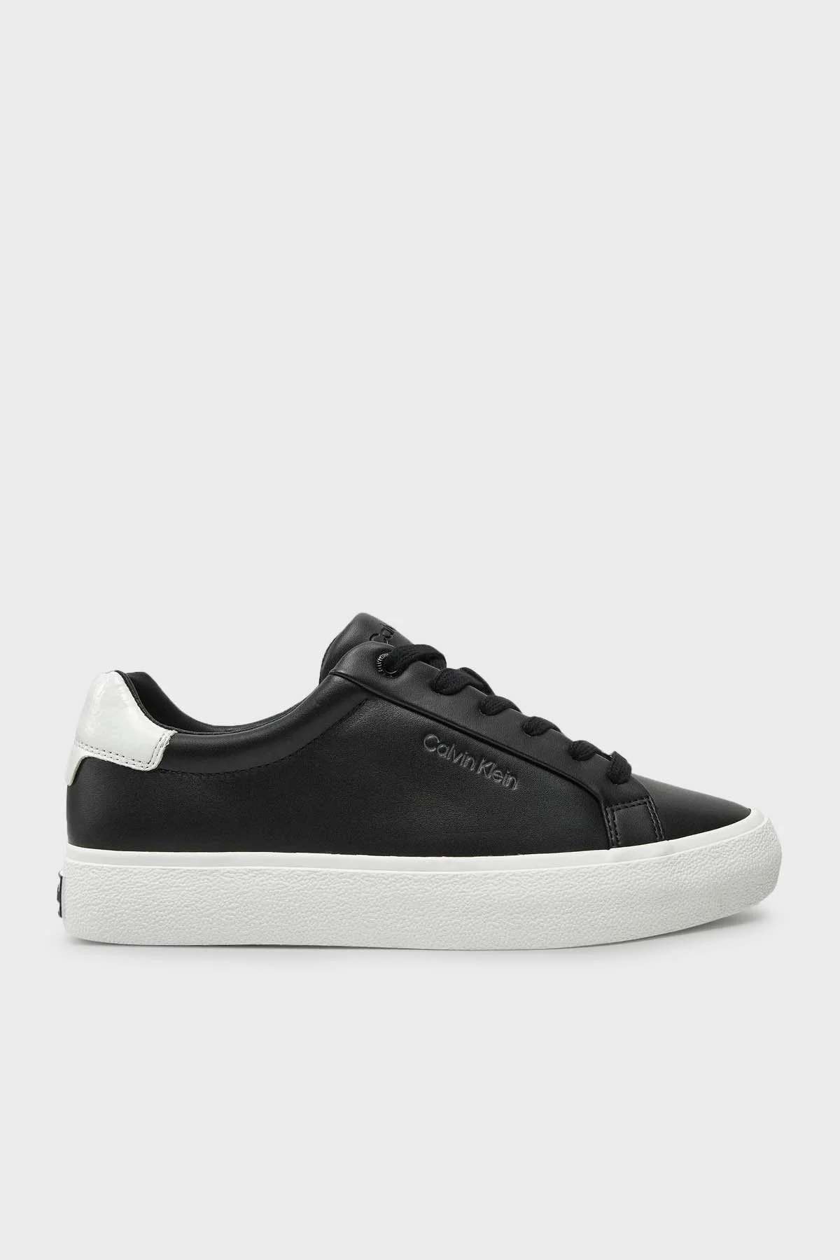 Calvin Klein Logolu Kalın Tabanlı Sneaker HW0HW024390GS Bayan Ayakkabı HW0HW02439 0GS SİYAH-BEYAZ - 13