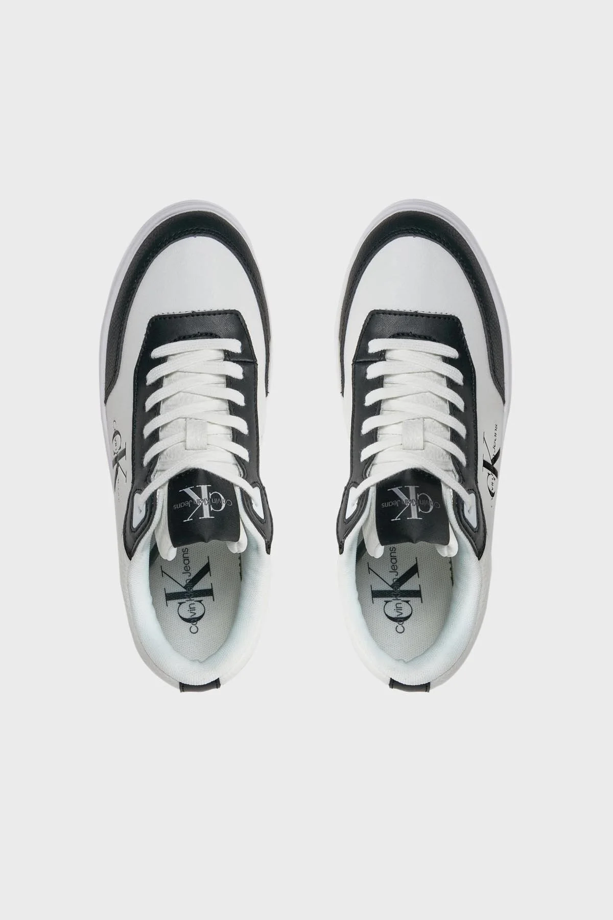 Calvin Klein Logolu Kalın Tabanlı Sneaker YW0YW013160GM Bayan Ayakkabı YW0YW01316 0GM SİYAH-BEYAZ - 5