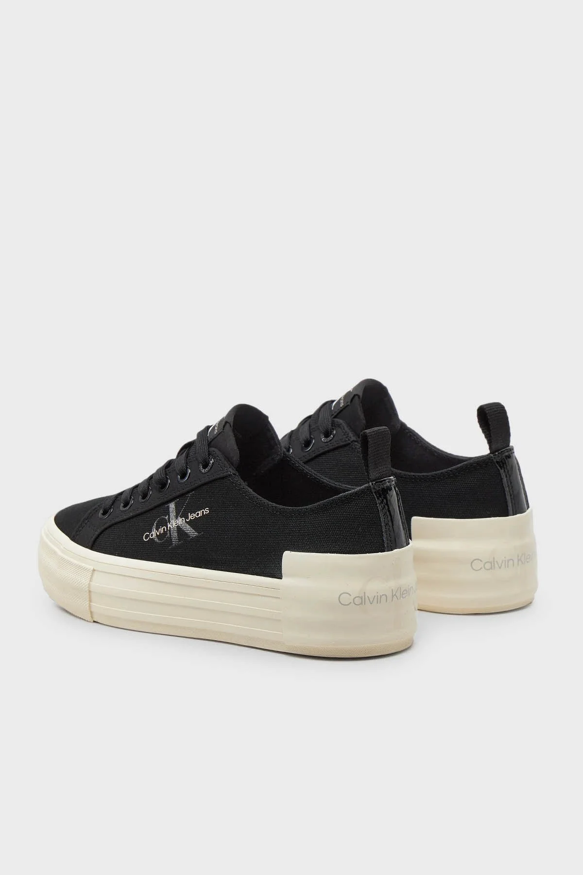 Calvin Klein Logolu Kalın Tabanlı Sneaker YW0YW014650GP Bayan Ayakkabı YW0YW01465 0GP SİYAH-KREM - 3