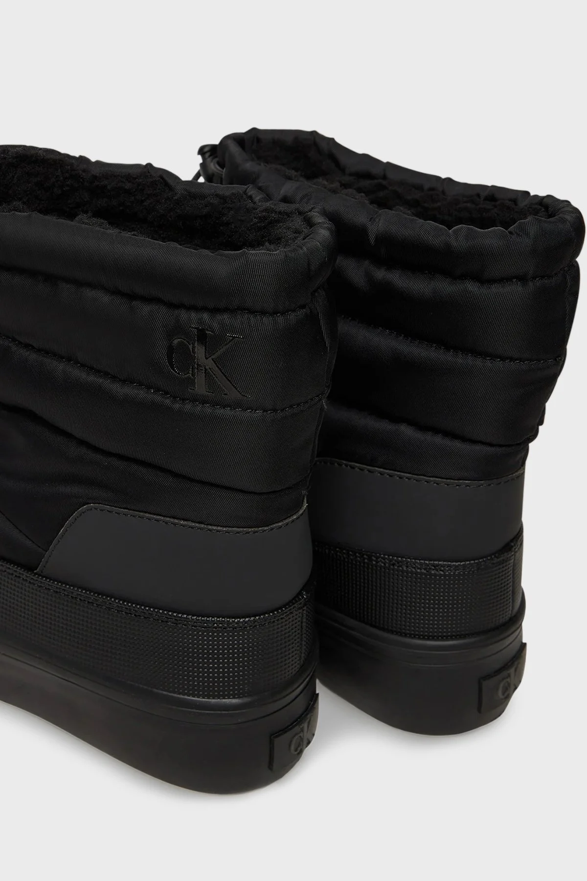 Calvin Klein Logolu Kapitoneli Bağcıklı YW0YW019770GJ Bayan Bot YW0YW01977 0GJ SİYAH - 6