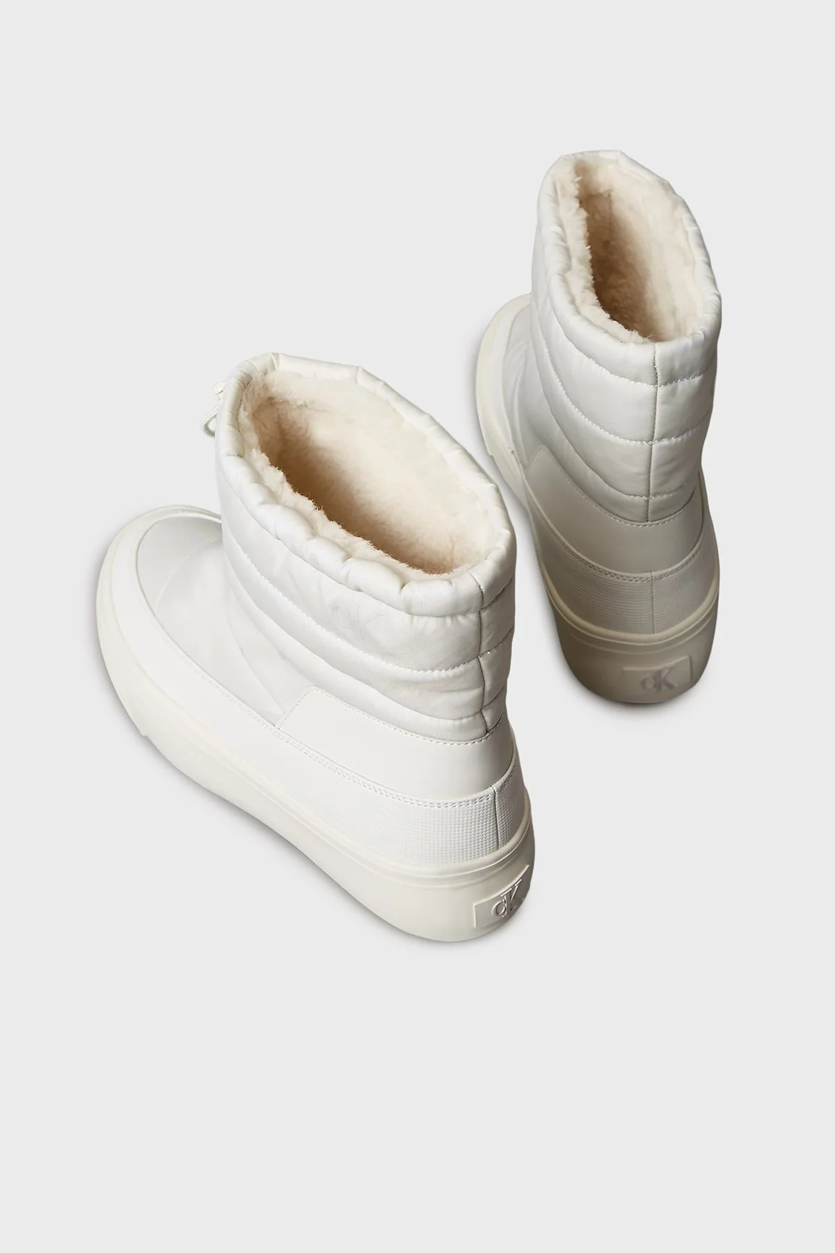 Calvin Klein Logolu Kapitoneli Bağcıklı YW0YW01977YAJ Bayan Bot YW0YW01977 YAJ BEYAZ - 3