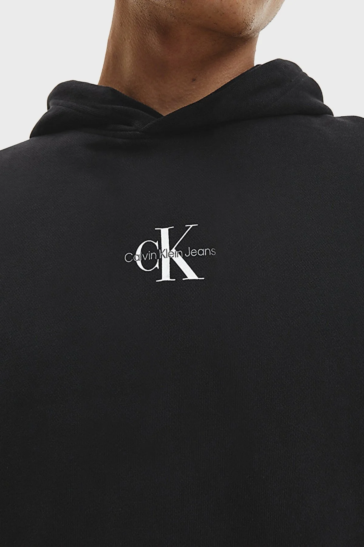 Calvin Klein Logolu Kapüşonlu Kanguru Cepli % 100 Pamuk J30J322535BEH Erkek Sweat J30J322535 BEH SİYAH - 5