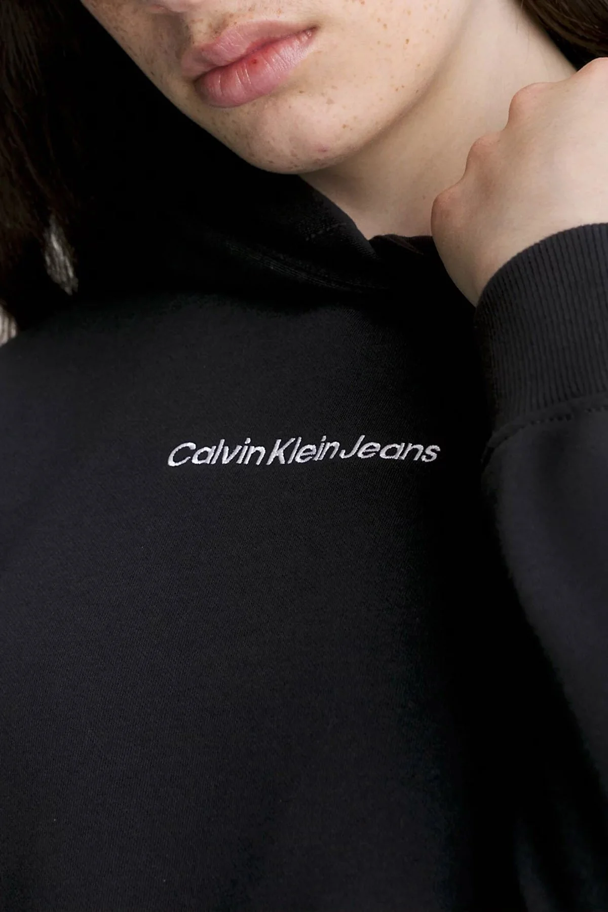Calvin Klein Logolu Kapüşonlu Pamuklu Regular Fit J20J221066BEH Bayan Sweat J20J221066 BEH SİYAH - 3