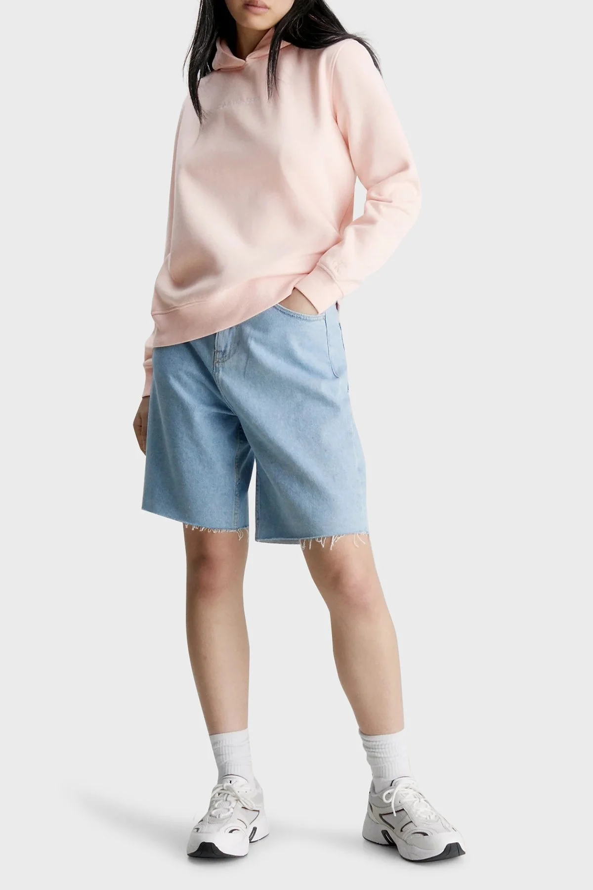 Calvin Klein Logolu Kapüşonlu Pamuklu Regular Fit J20J221066TLV Bayan Sweat J20J221066 TLV PEMBE - 4