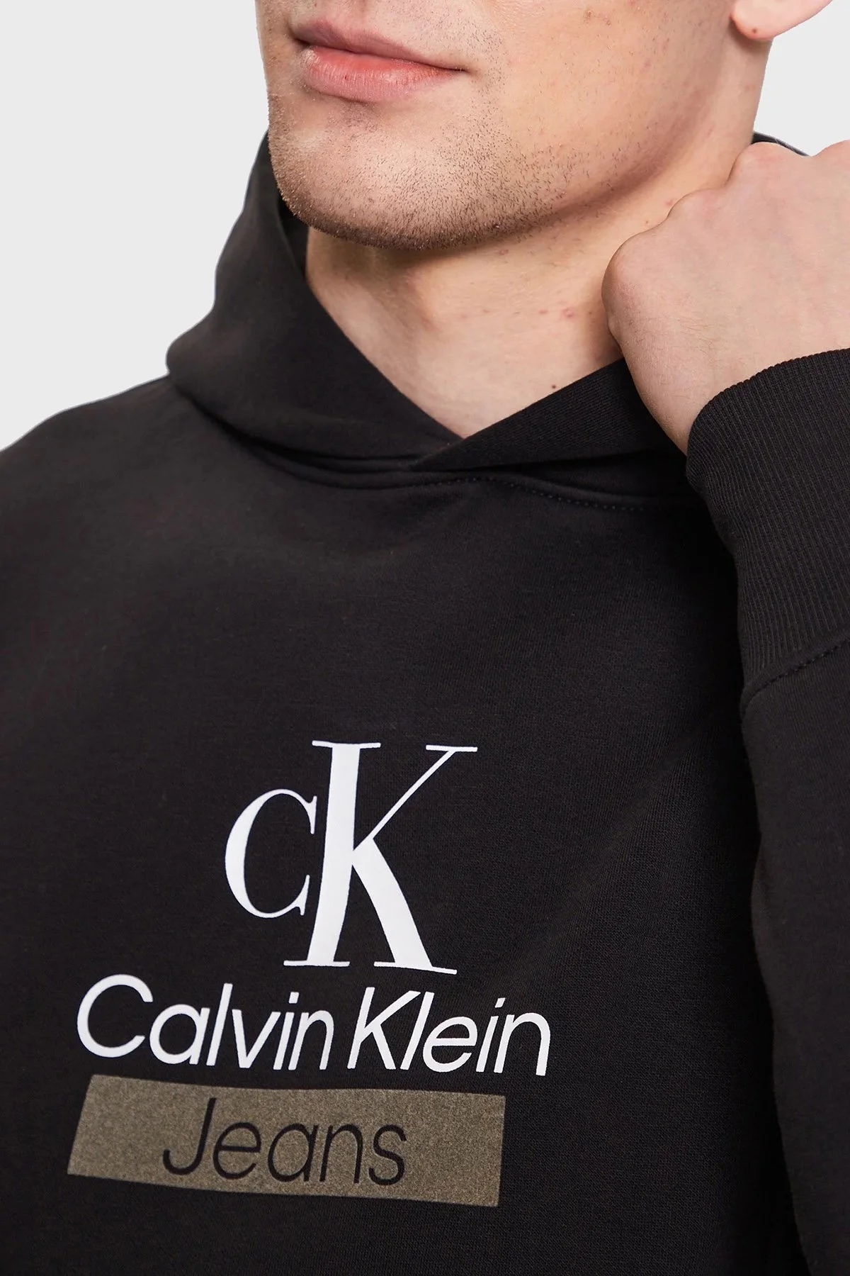 Calvin Klein Logolu Kapüşonlu Pamuklu Regular Fit J30J323762BEH Erkek Sweat J30J323762 BEH SİYAH - 4