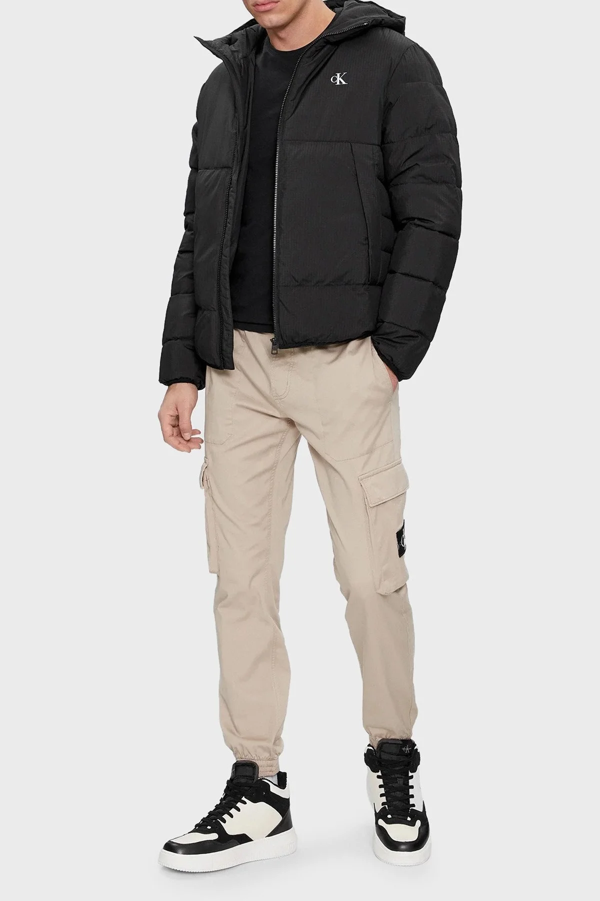 Calvin Klein Logolu Kapüşonlu Regular Fit J30J324655BEH Erkek Mont J30J324655 BEH SİYAH - 2