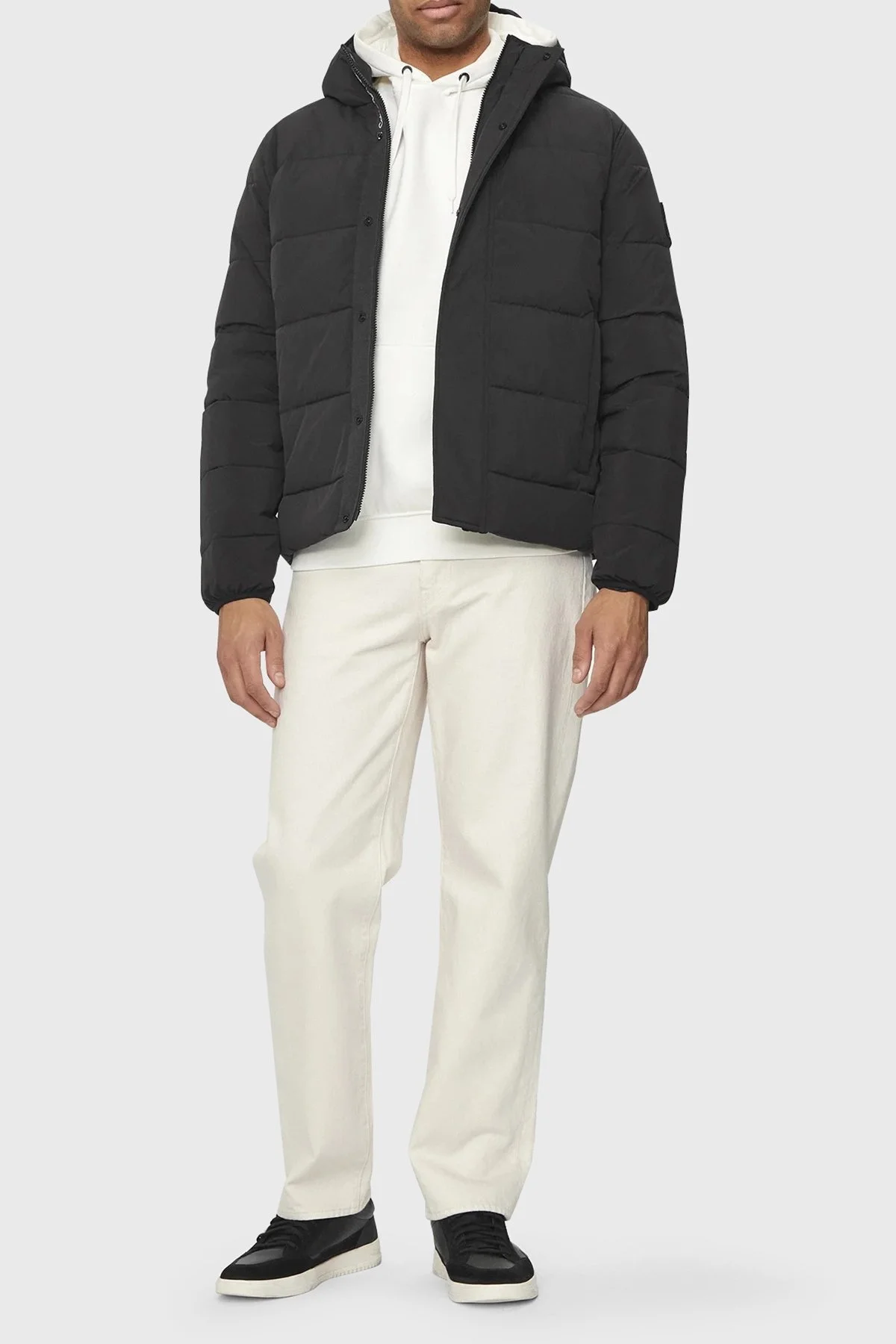 Calvin Klein Logolu Kapüşonlu Şişme J30J325594BEH Erkek Mont J30J325594 BEH SİYAH - 9