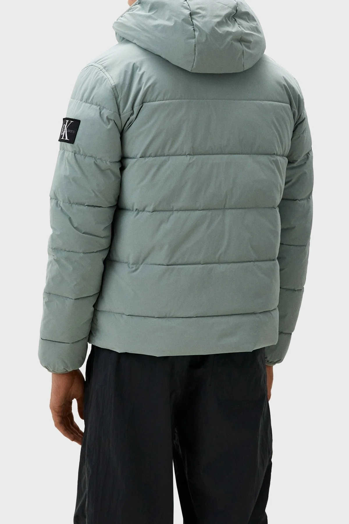Calvin Klein Logolu Kapüşonlu Şişme J30J325594PFF Erkek Mont J30J325594 PFF GRİ - 2