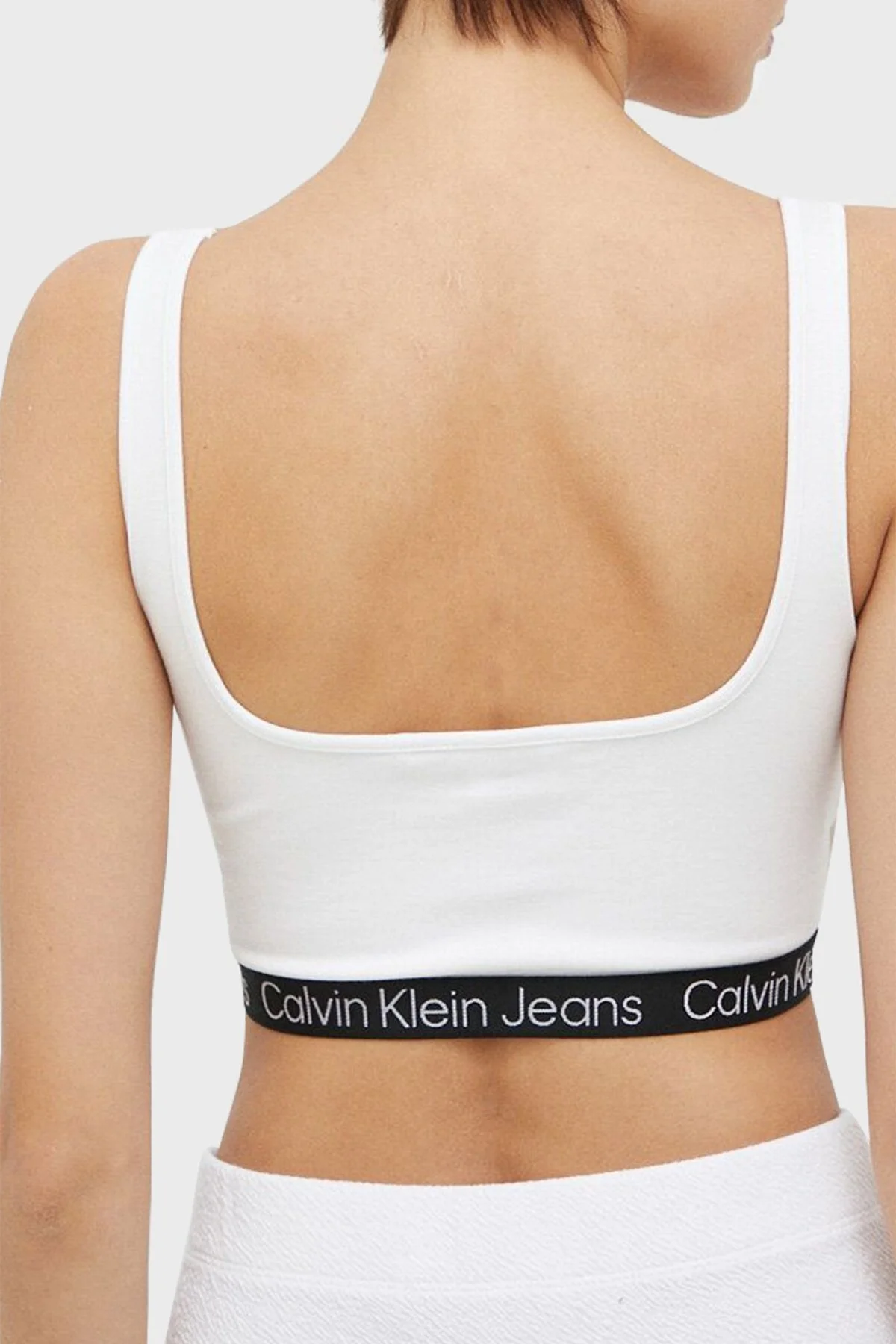 Calvin Klein Logolu Kesikli Slim Fit Crop J20J220772YAF Bayan Top J20J220772 YAF BEYAZ - 2