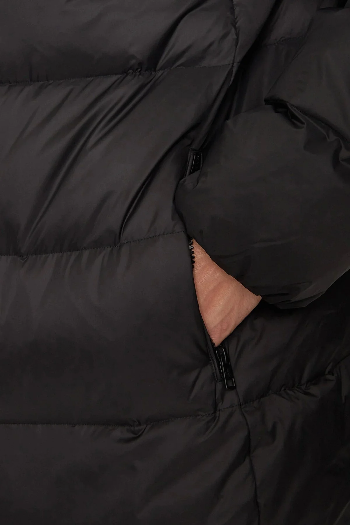 Calvin Klein Logolu Kuş Tüyü Dolgulu Şişme J30J326102BEH Erkek Mont J30J326102 BEH SİYAH - 6