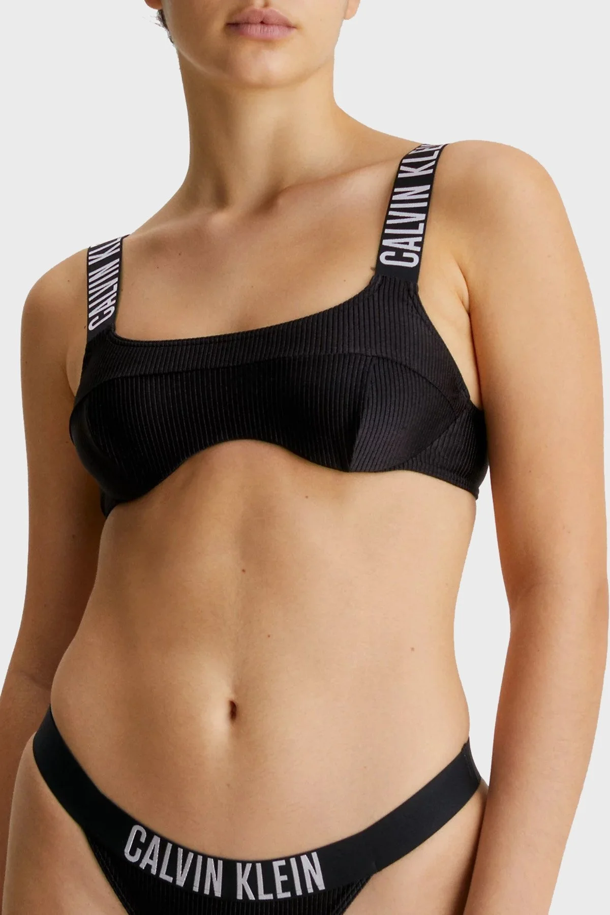 Calvin Klein Logolu KW0KW01968BEH Bayan Bikini Üstü KW0KW01968 BEH SİYAH - 1