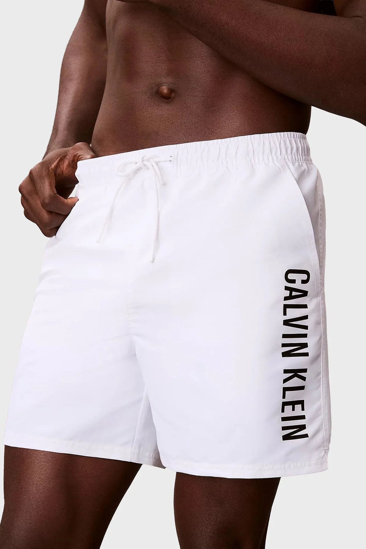 Calvin Klein Logolu LV00N61047100 Erkek Mayo Short LV00N61047 100 BEYAZ - 1