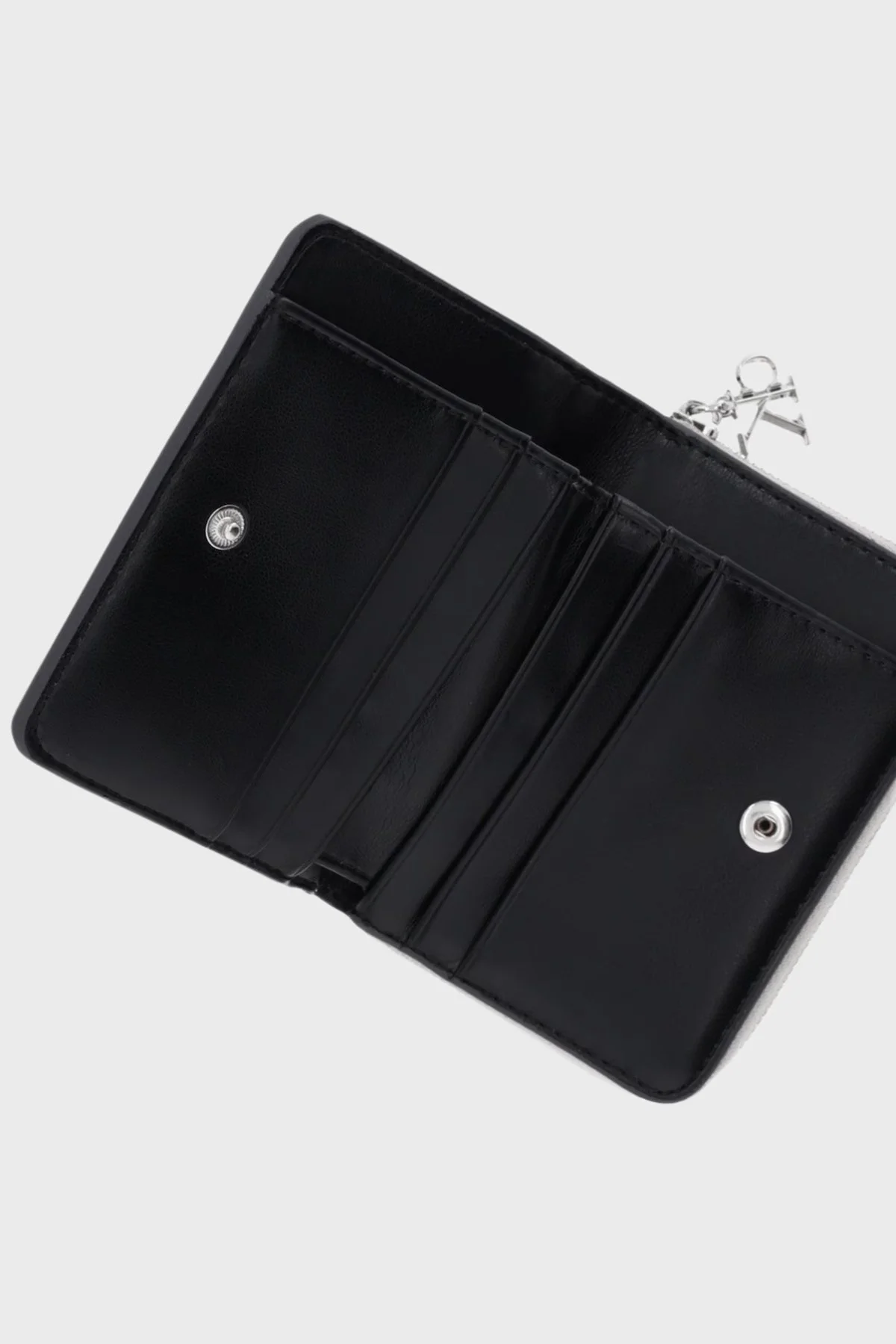 Calvin Klein Logolu LV04F1103G3JH Bayan Cüzdan LV04F1103G 3JH GÜMÜŞ - 3