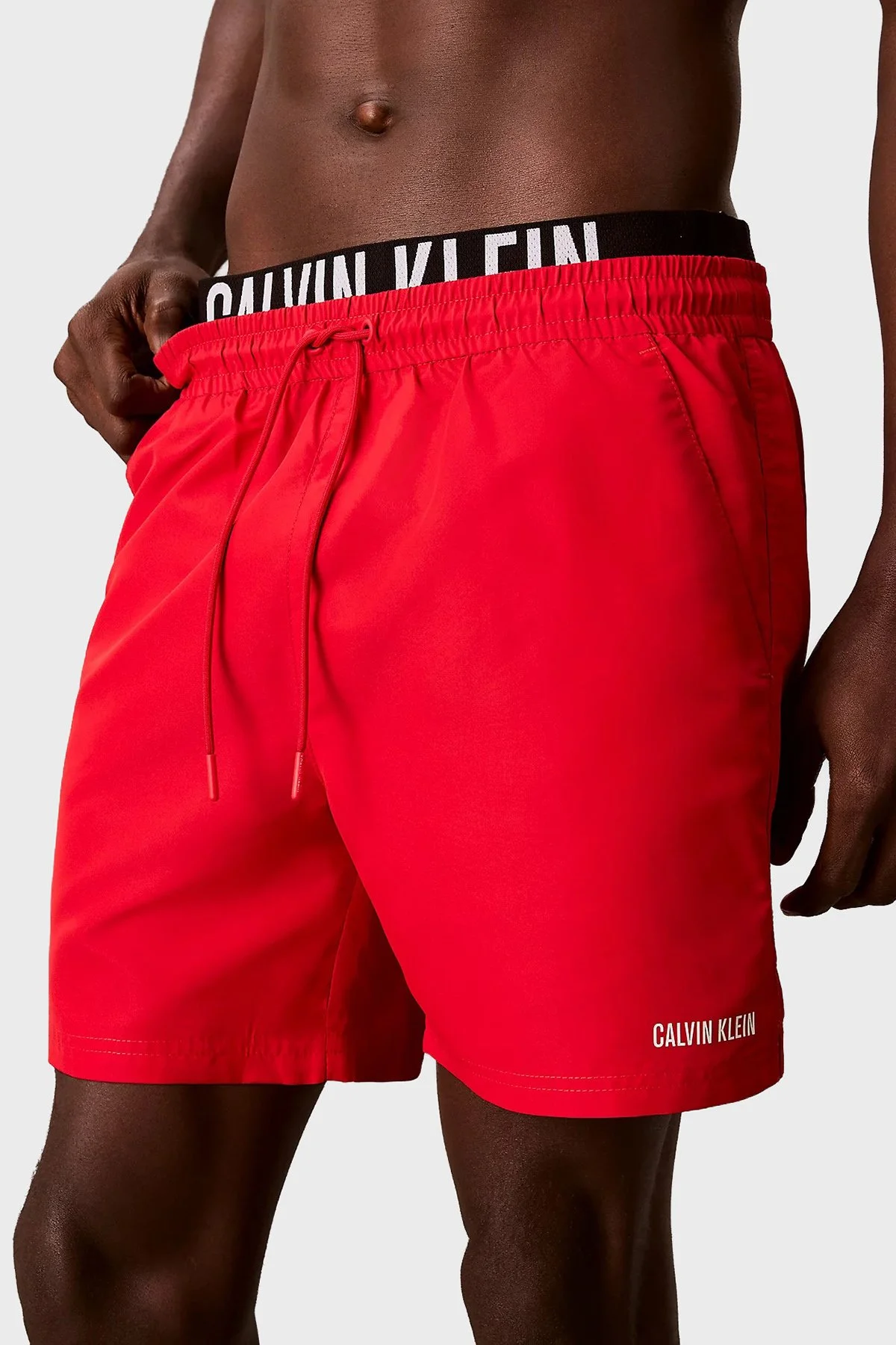 Calvin Klein Logolu Mayo Şortu LV00N610153T5 Erkek Deniz Şortu LV00N61015 3T5 KIRMIZI - 4