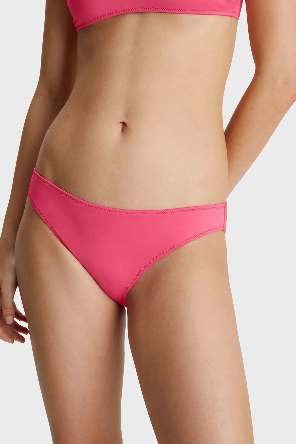 Calvin Klein Logolu Normal Bel KW0KW01987XI1 Bayan Bikini Altı KW0KW01987 XI1 PEMBE - 1