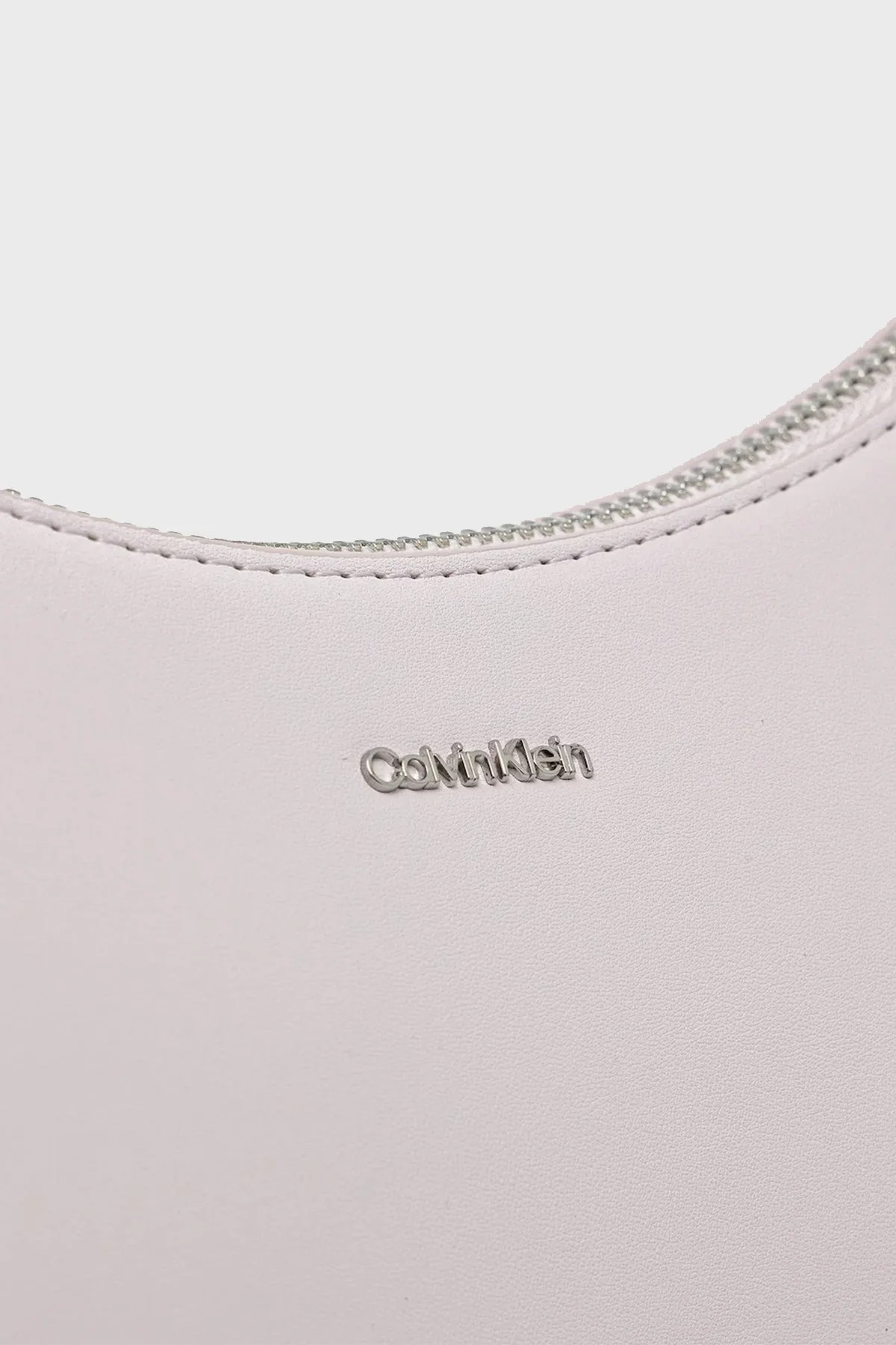 Calvin Klein Logolu Omuz Askılı LV04F3096GVUW Bayan Çanta LV04F3096G VUW LİLA - 4