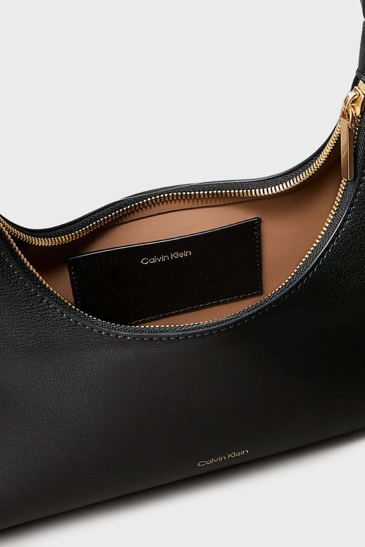 Calvin Klein Logolu Omuz Askılı LV04F3272G332 Bayan Çanta LV04F3272G 332 SİYAH - 4