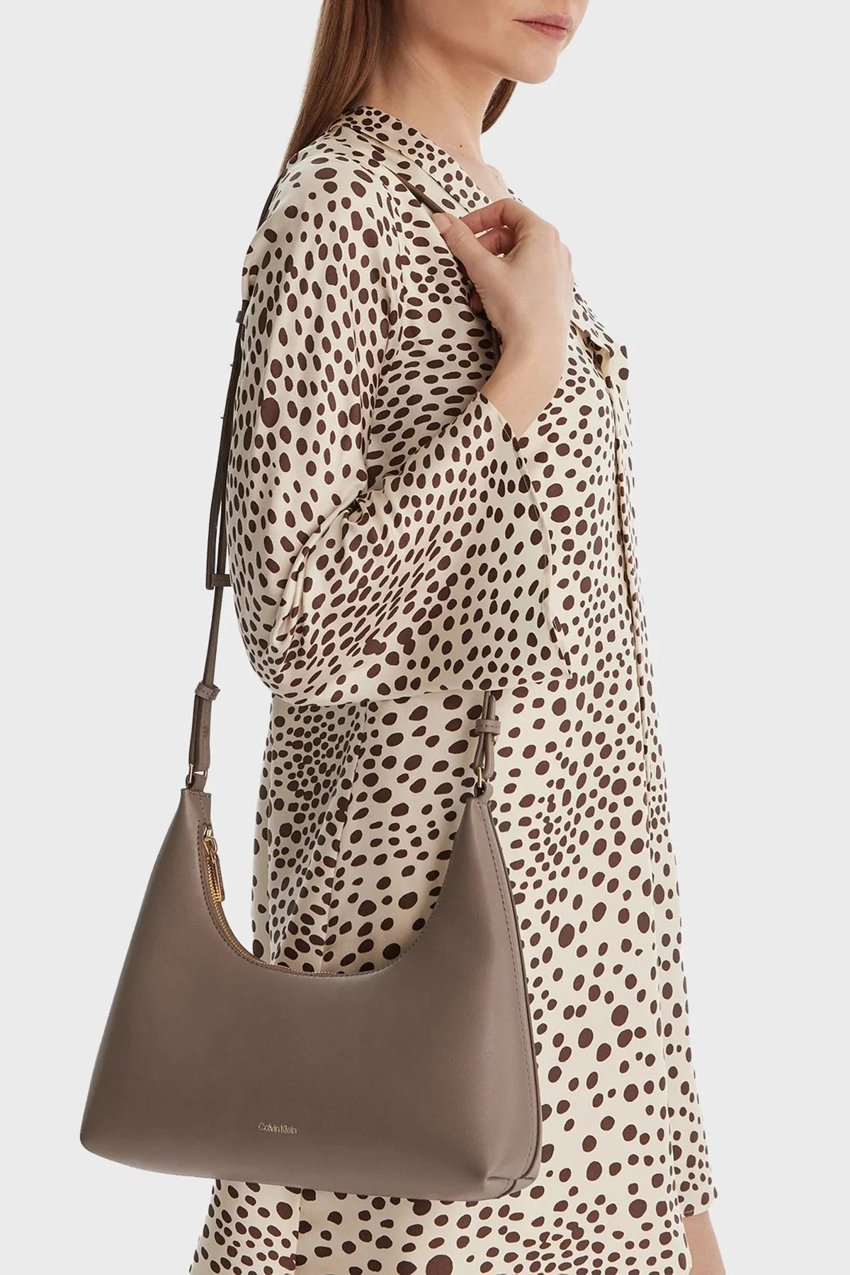 Calvin Klein Logolu Omuz Askılı LV04F3272GVFU Bayan Çanta LV04F3272G VFU TOPRAK - 2