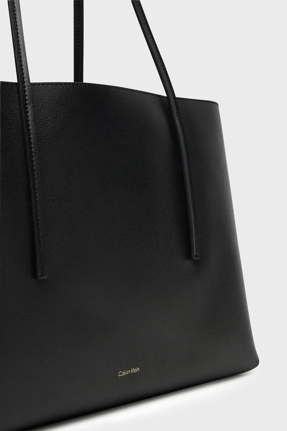 Calvin Klein Logolu Omuz Askılı LV04F3274G332 Kadın Çanta LV04F3274G 332 Siyah - 6