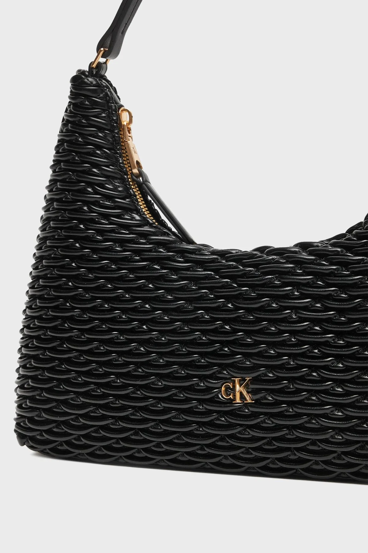 Calvin Klein Logolu Omuz Askılı LV04F3293GUB1 Bayan Çanta LV04F3293G UB1 SİYAH - 4