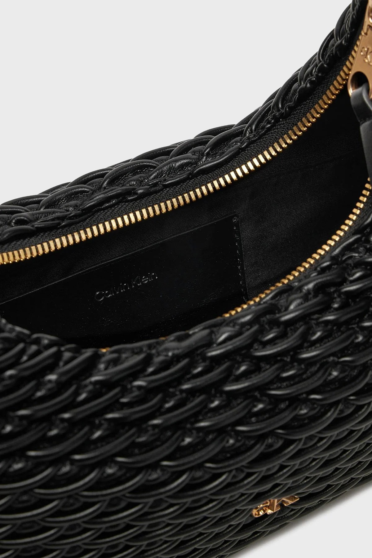 Calvin Klein Logolu Omuz Askılı LV04F3293GUB1 Bayan Çanta LV04F3293G UB1 SİYAH - 6