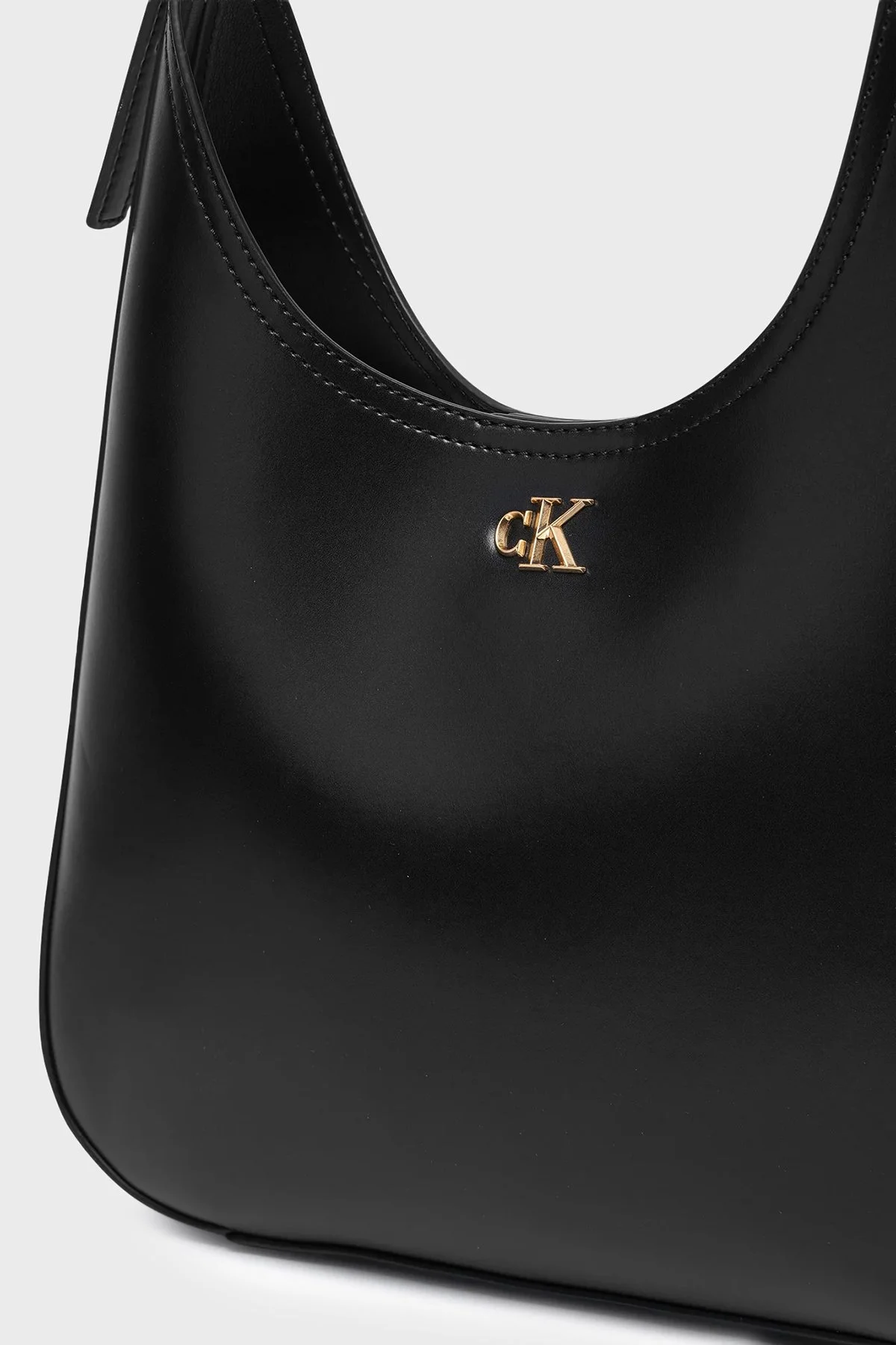 Calvin Klein Logolu Omuz Askılı LV04F3522GUB1 Kadın Çanta LV04F3522G UB1 SİYAH - 4