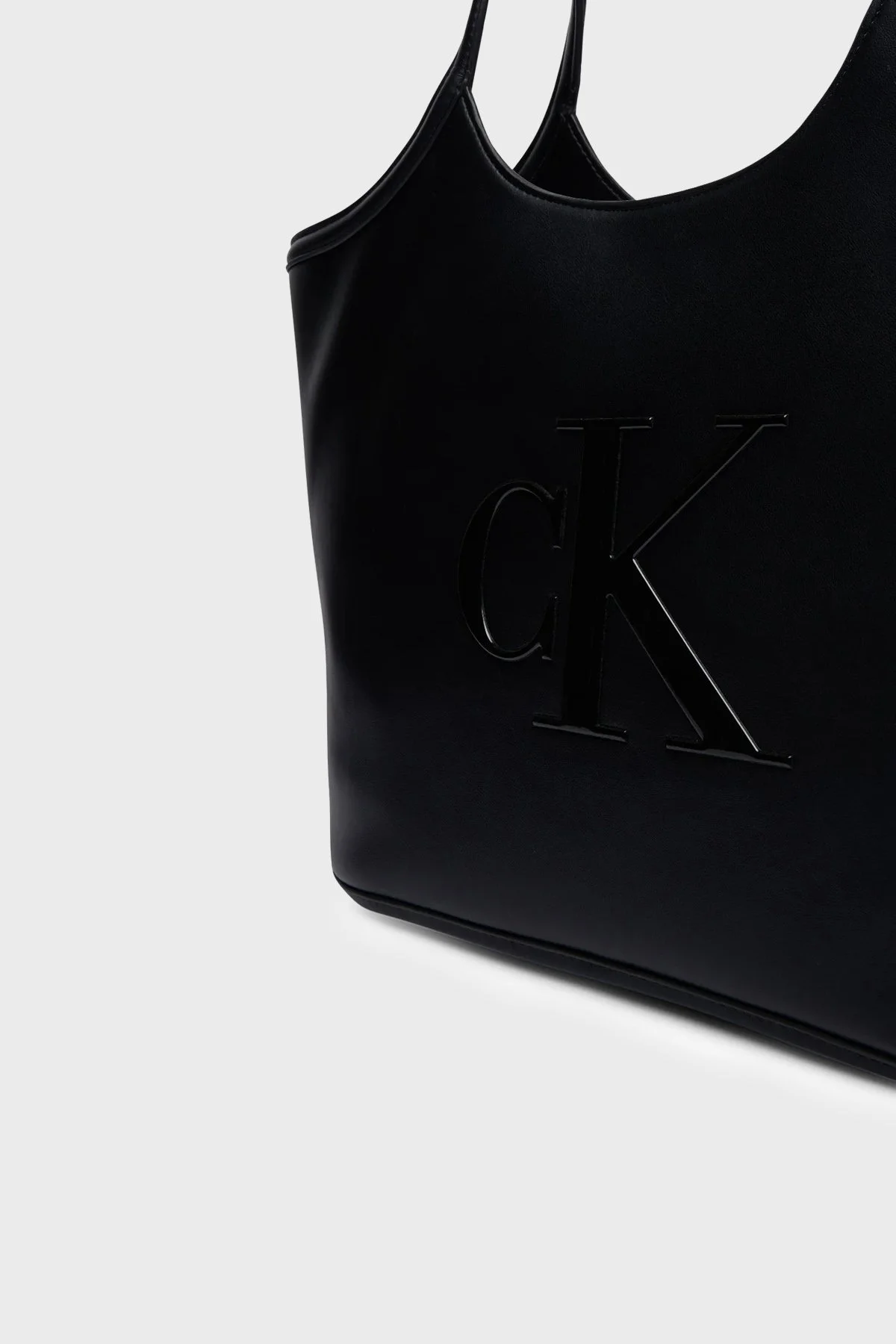Calvin Klein Logolu Omuz Askılı LV04F3562GUB1 Kadın Çanta LV04F3562G UB1 Siyah - 6