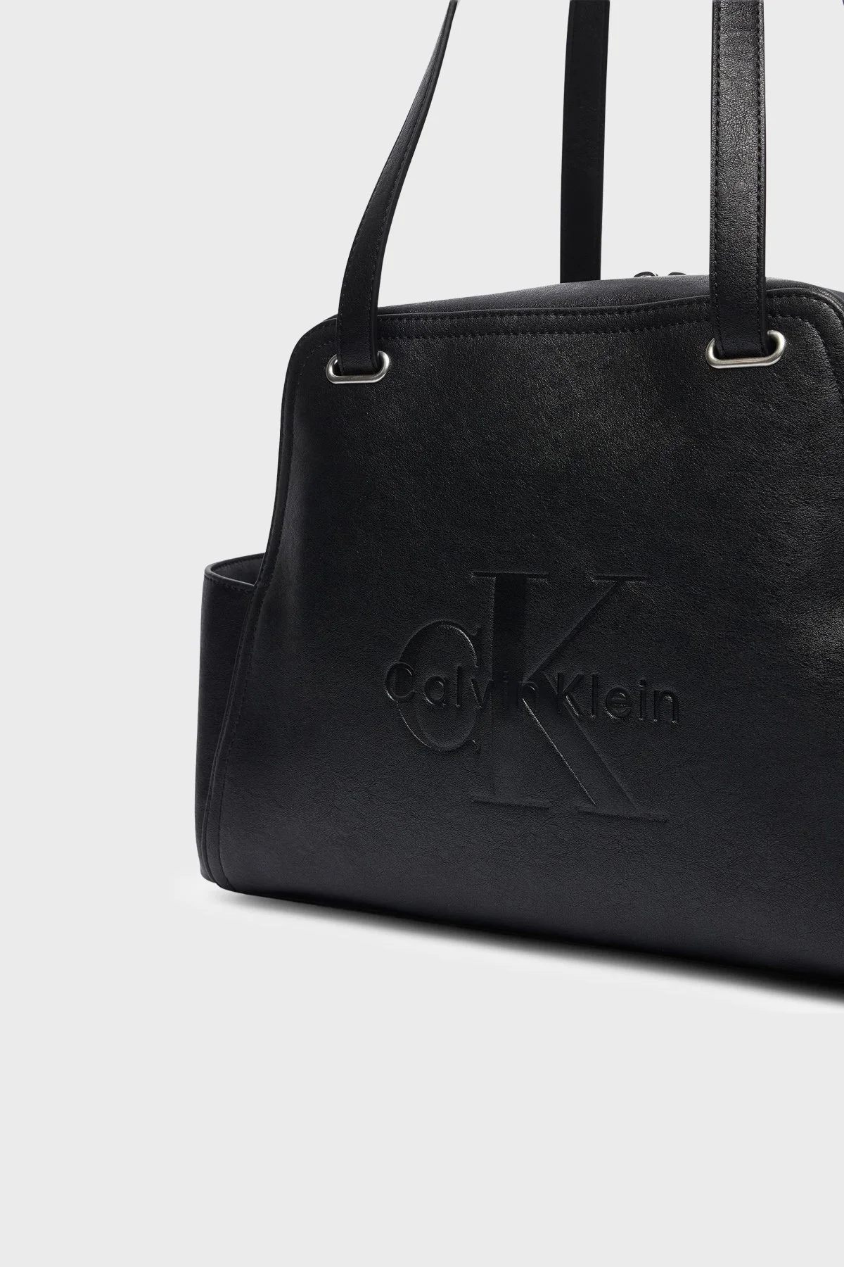 Calvin Klein Logolu Omuz Askılı LV04F3689GUB1 Kadın Çanta LV04F3689G UB1 Siyah - 4